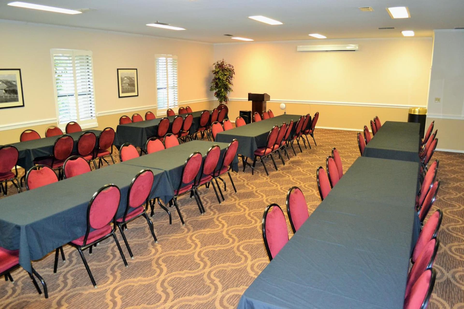 Ashmore Inn and Suites gallery photo in Lubbock, TX — image 18