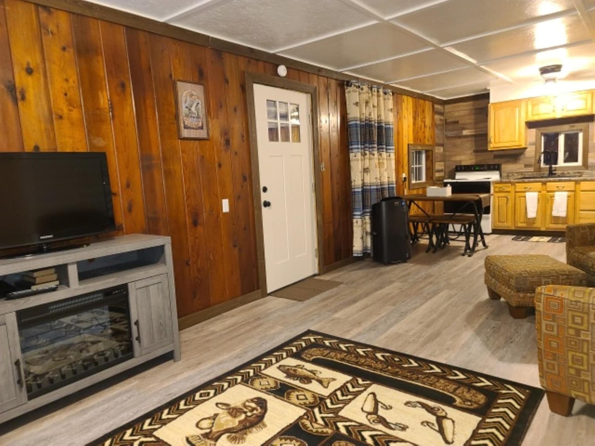 Bayview Campgrounds interior in Hillsboro, OH — gallery photo 2