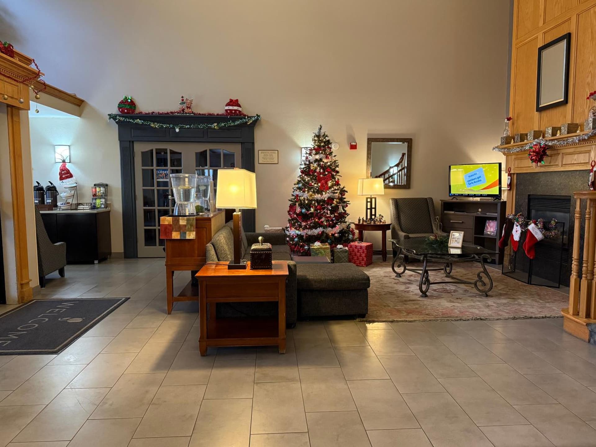 Country Inn & Suites by Radisson Kenosha - Pleasant Prairie gallery photo in Kenosha, WI — image 19