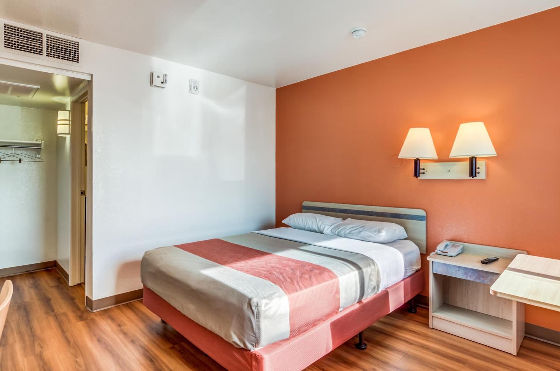 Motel 6 Fort Collins, CO gallery photo in Fort Collins, CO — image 37