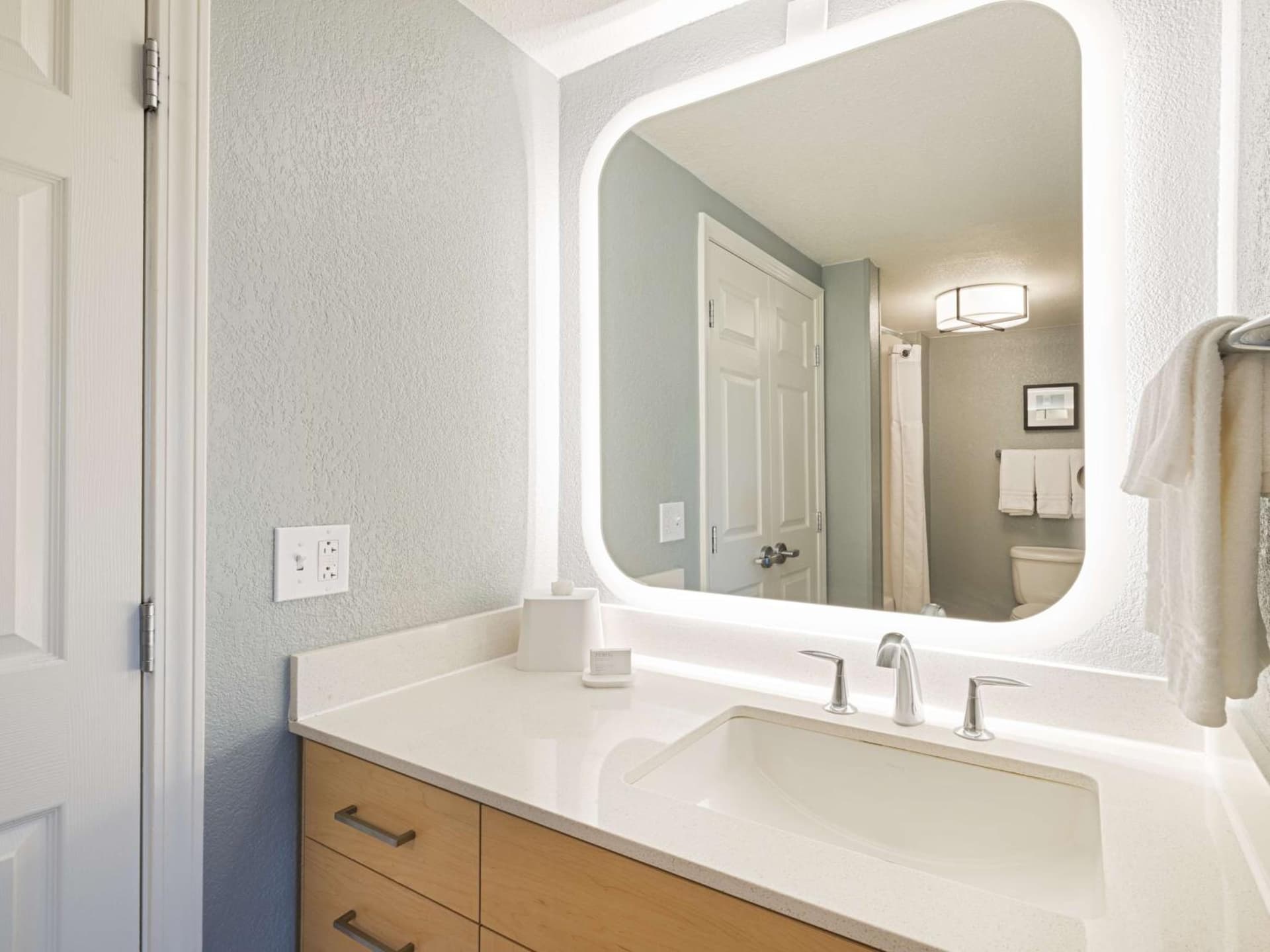 Homewood Suites by Hilton Parsippany-Troy Hills gallery photo in Parsippany, NJ — image 17