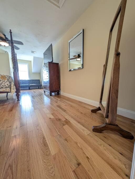 New House fenced inn yard Pet and family friendly gallery photo in Worcester, MA — image 14