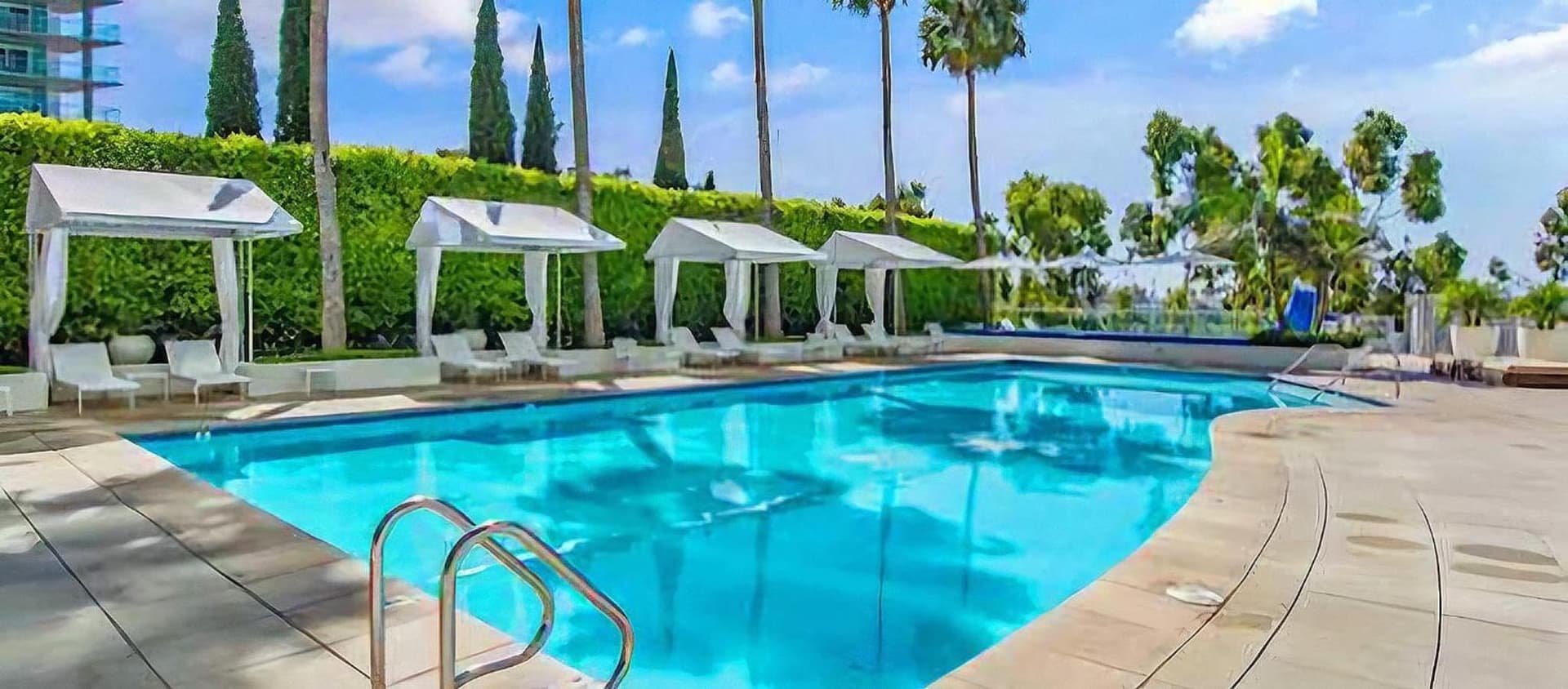 Del Rey Apartment Homes featured exterior or lobby in Los Angeles, CA — similar hotel