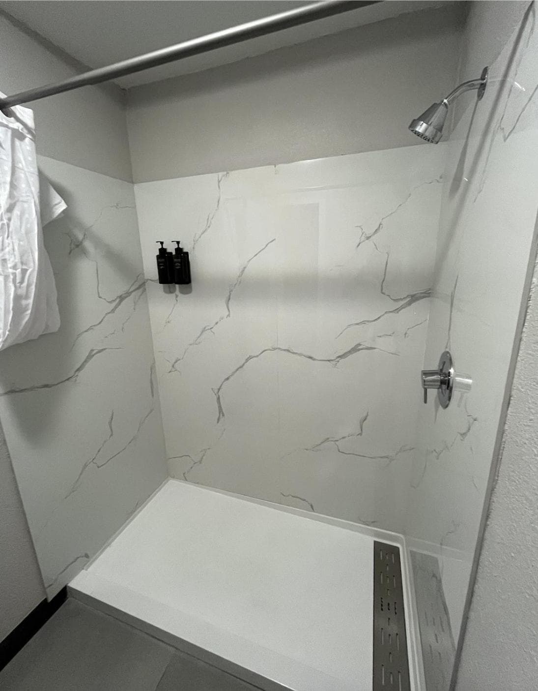 Hotel Isabella property views in Uvalde, TX — gallery photo 3
