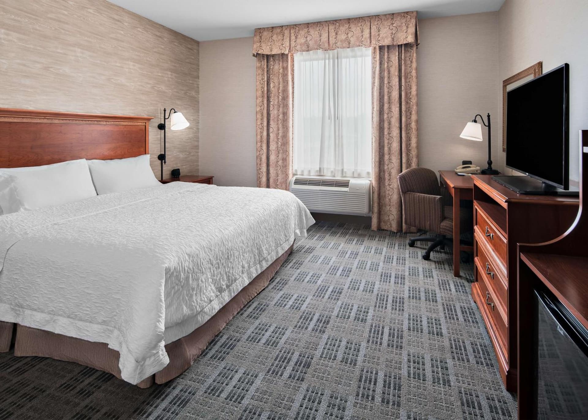 Hampton Inn & Suites Grove City gallery photo in Grove City, PA — image 20