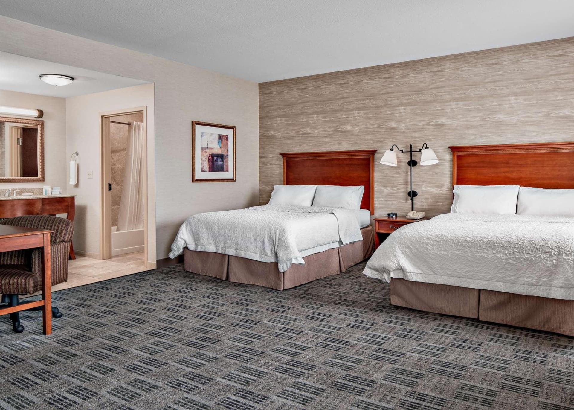 Hampton Inn & Suites Grove City gallery photo in Grove City, PA — image 7