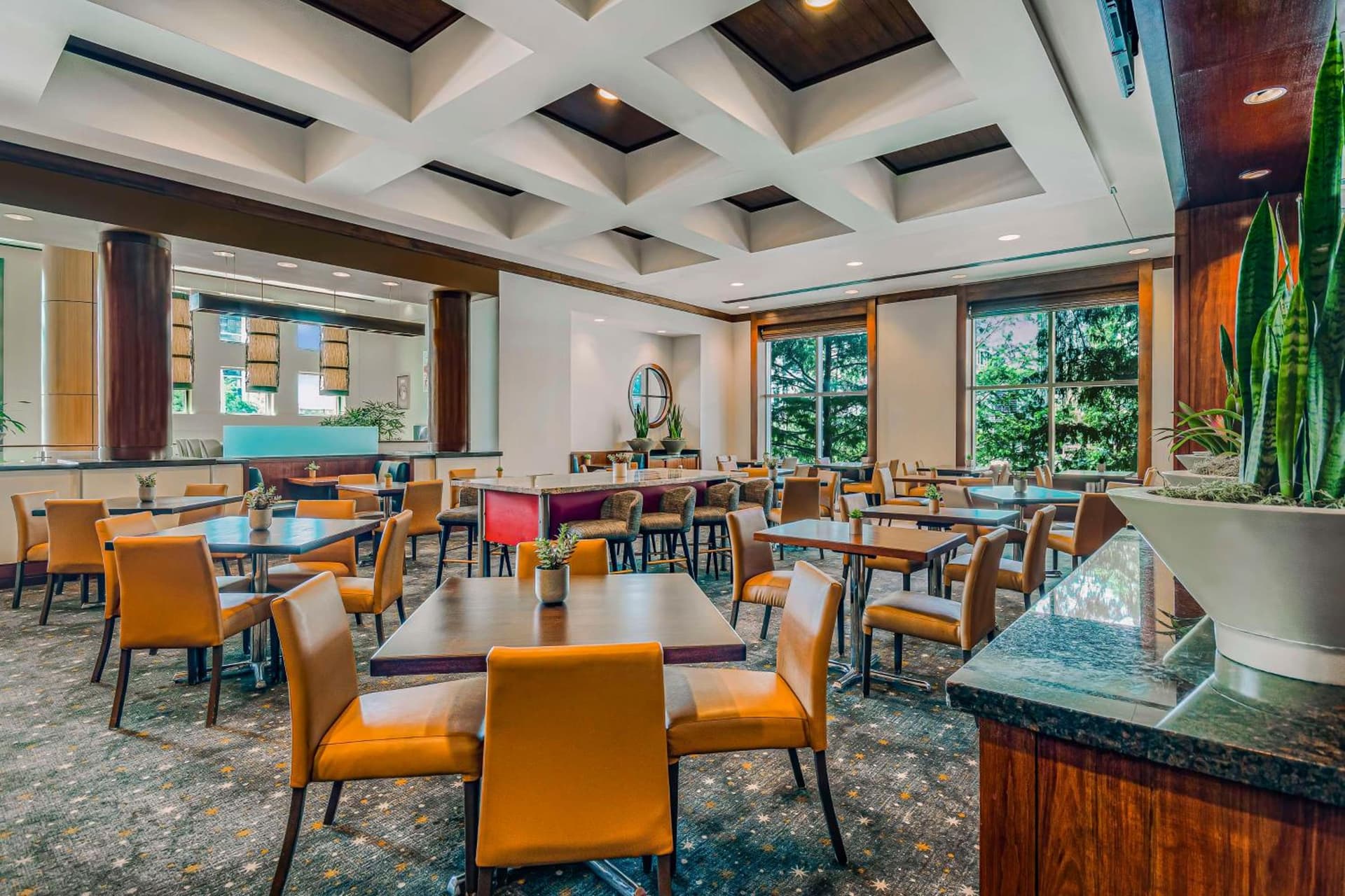 Embassy Suites Houston - Downtown interior in Houston, TX — gallery photo 2