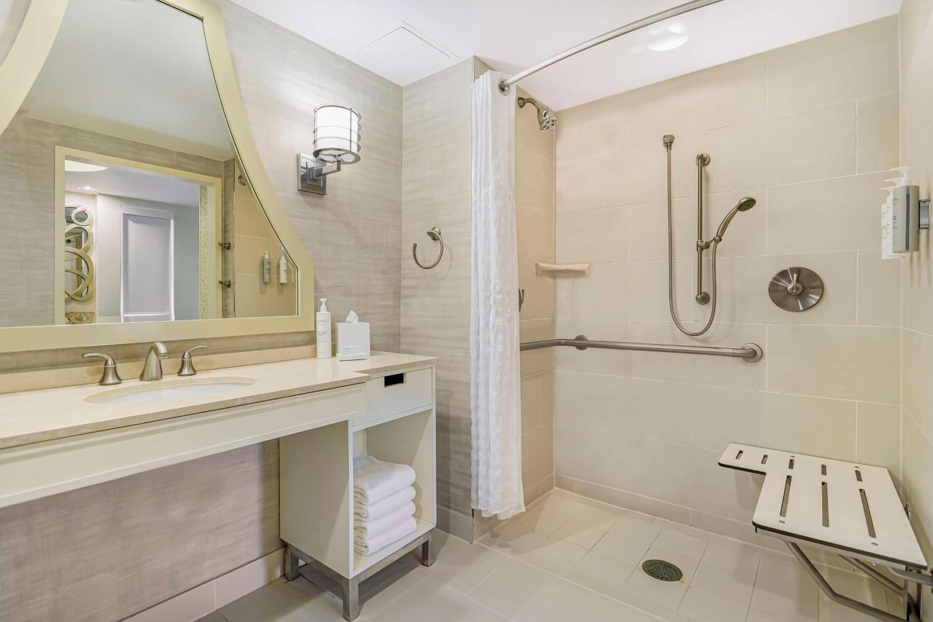 Embassy Suites Houston - Downtown gallery photo in Houston, TX — image 38