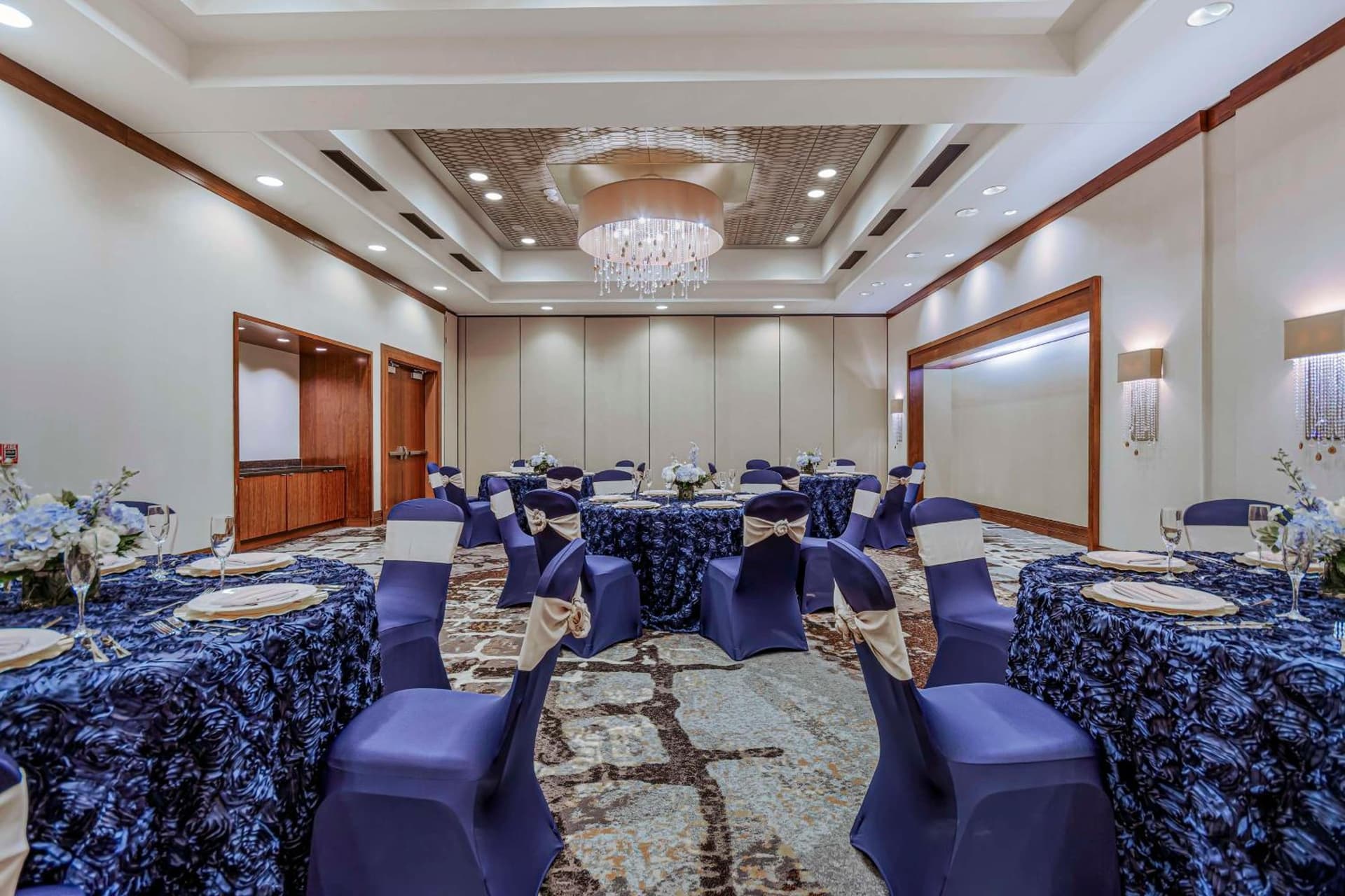 Embassy Suites Houston - Downtown gallery photo in Houston, TX — image 13
