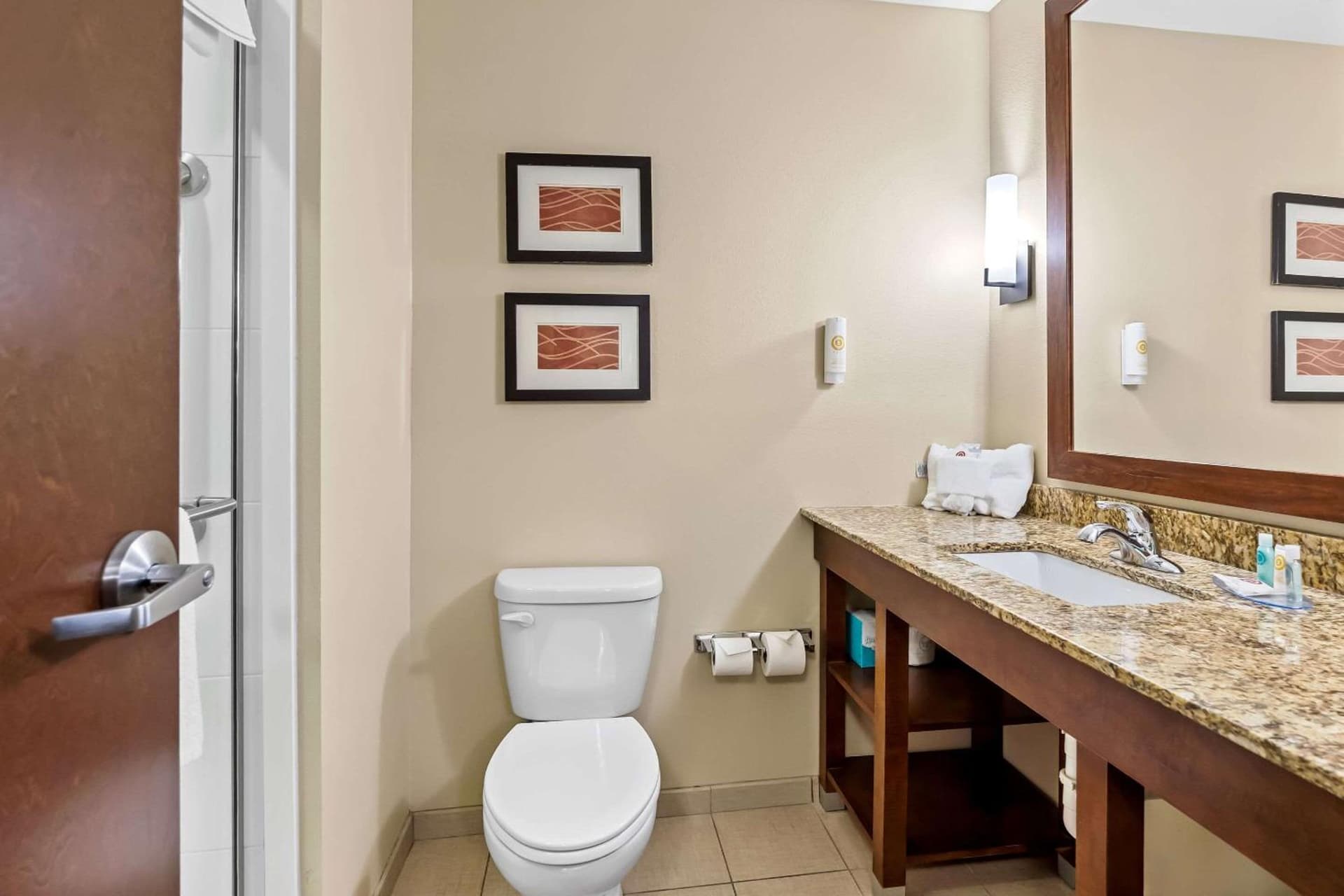 Comfort Inn & Suites West - Medical Center gallery photo in Rochester, MN — image 58