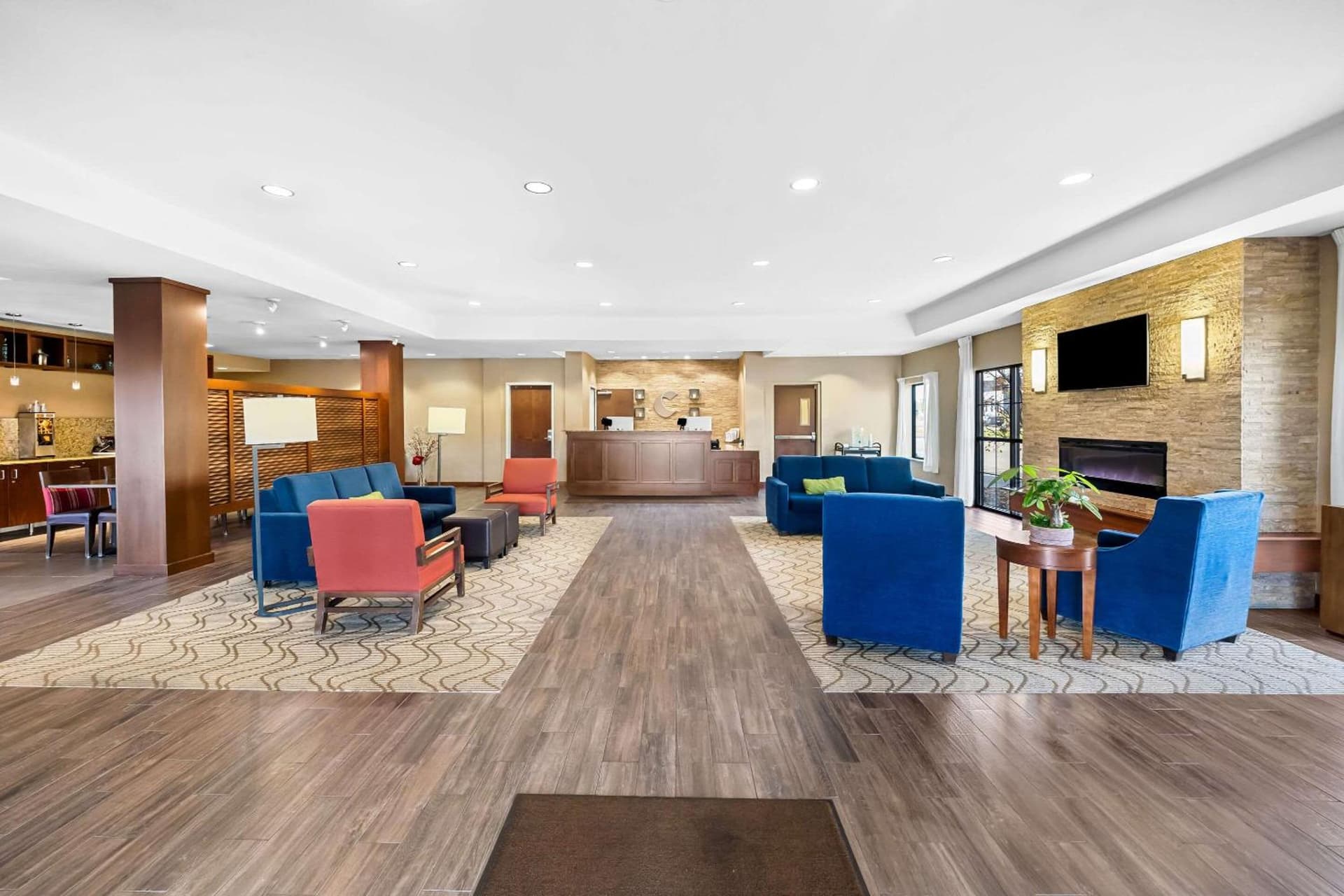 Comfort Inn & Suites West - Medical Center gallery photo in Rochester, MN — image 15