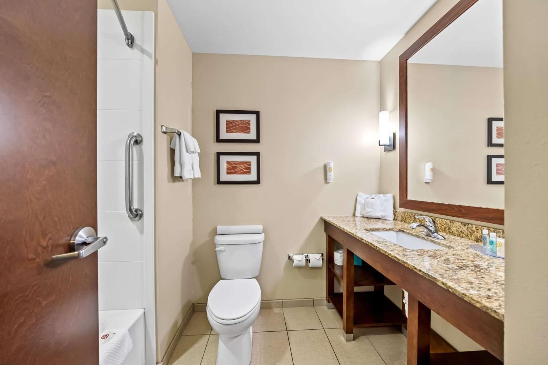 Comfort Inn & Suites West - Medical Center gallery photo in Rochester, MN — image 34