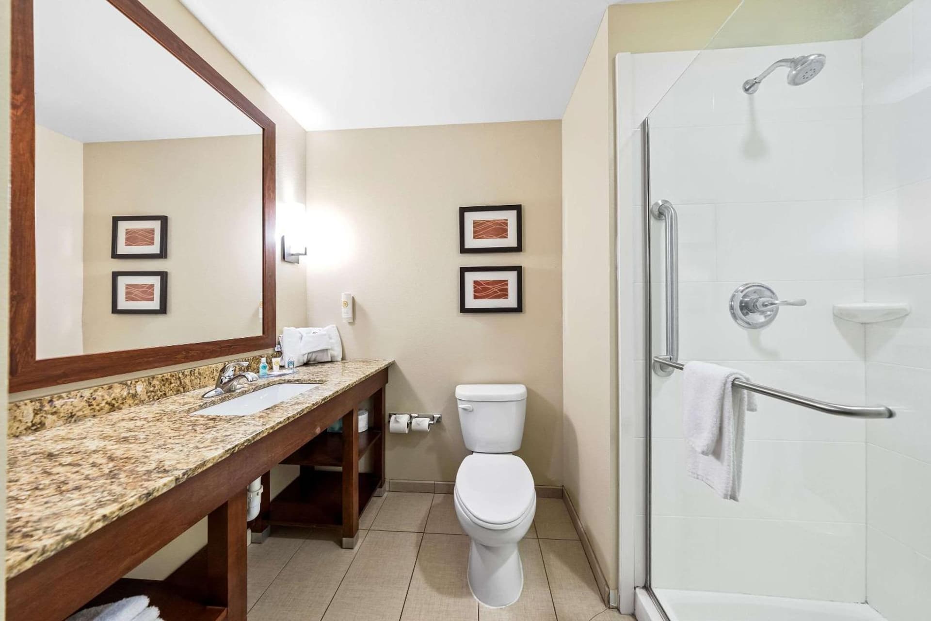Comfort Inn & Suites West - Medical Center gallery photo in Rochester, MN — image 50
