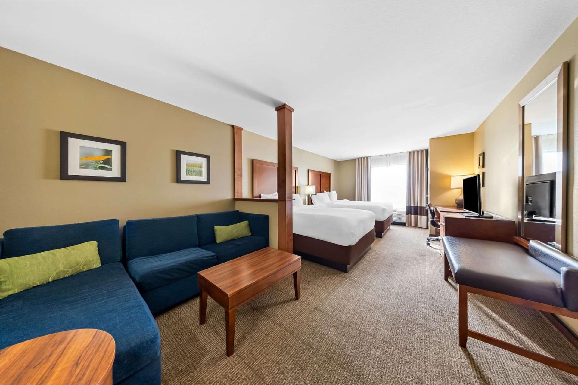 Comfort Inn & Suites West - Medical Center gallery photo in Rochester, MN — image 27