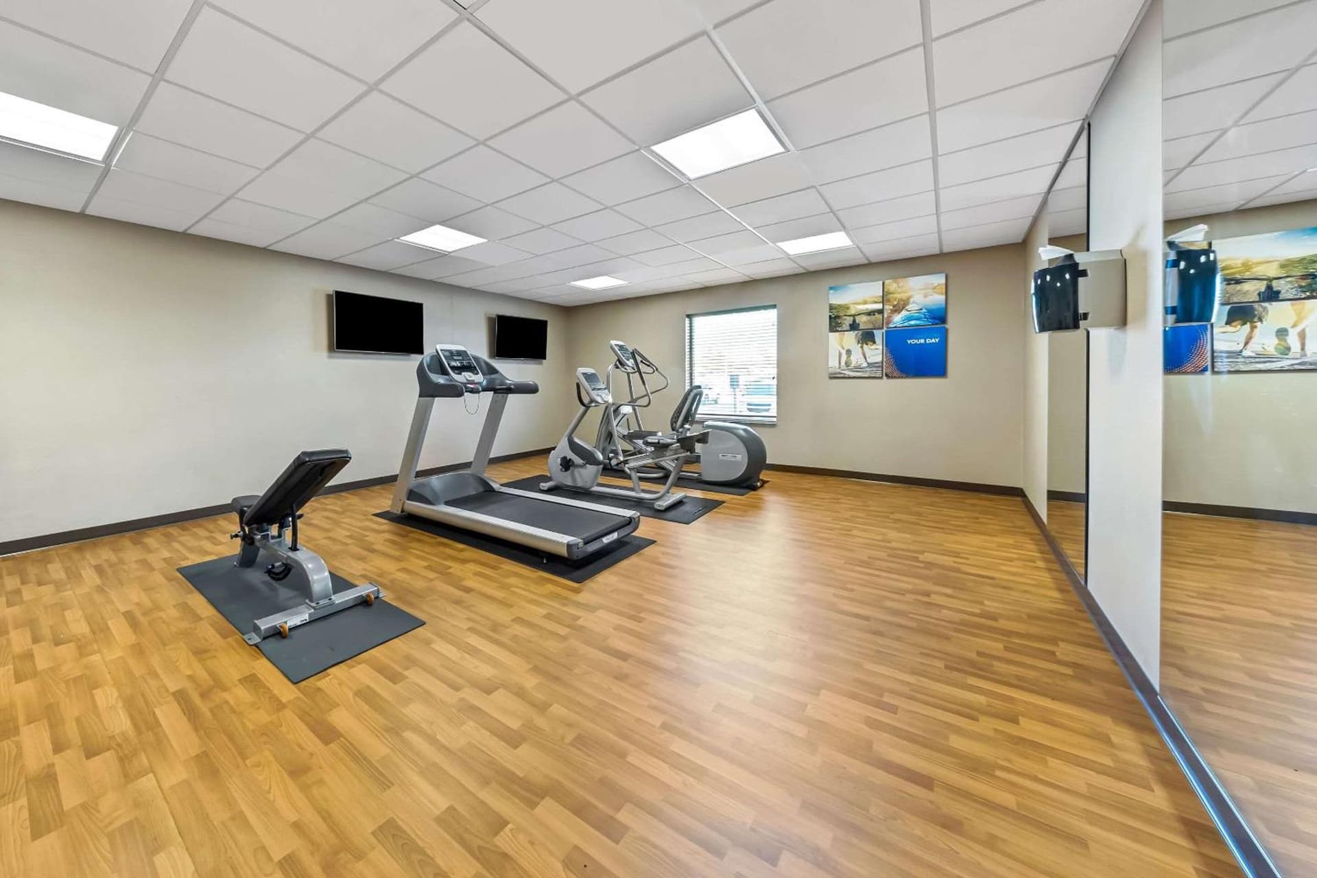 Comfort Inn & Suites West - Medical Center gallery photo in Rochester, MN — image 4