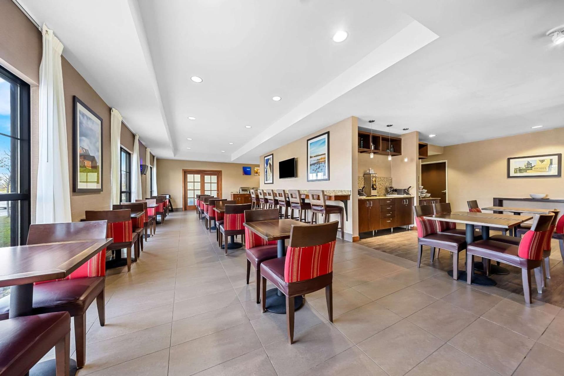 Comfort Inn & Suites West - Medical Center gallery photo in Rochester, MN — image 52