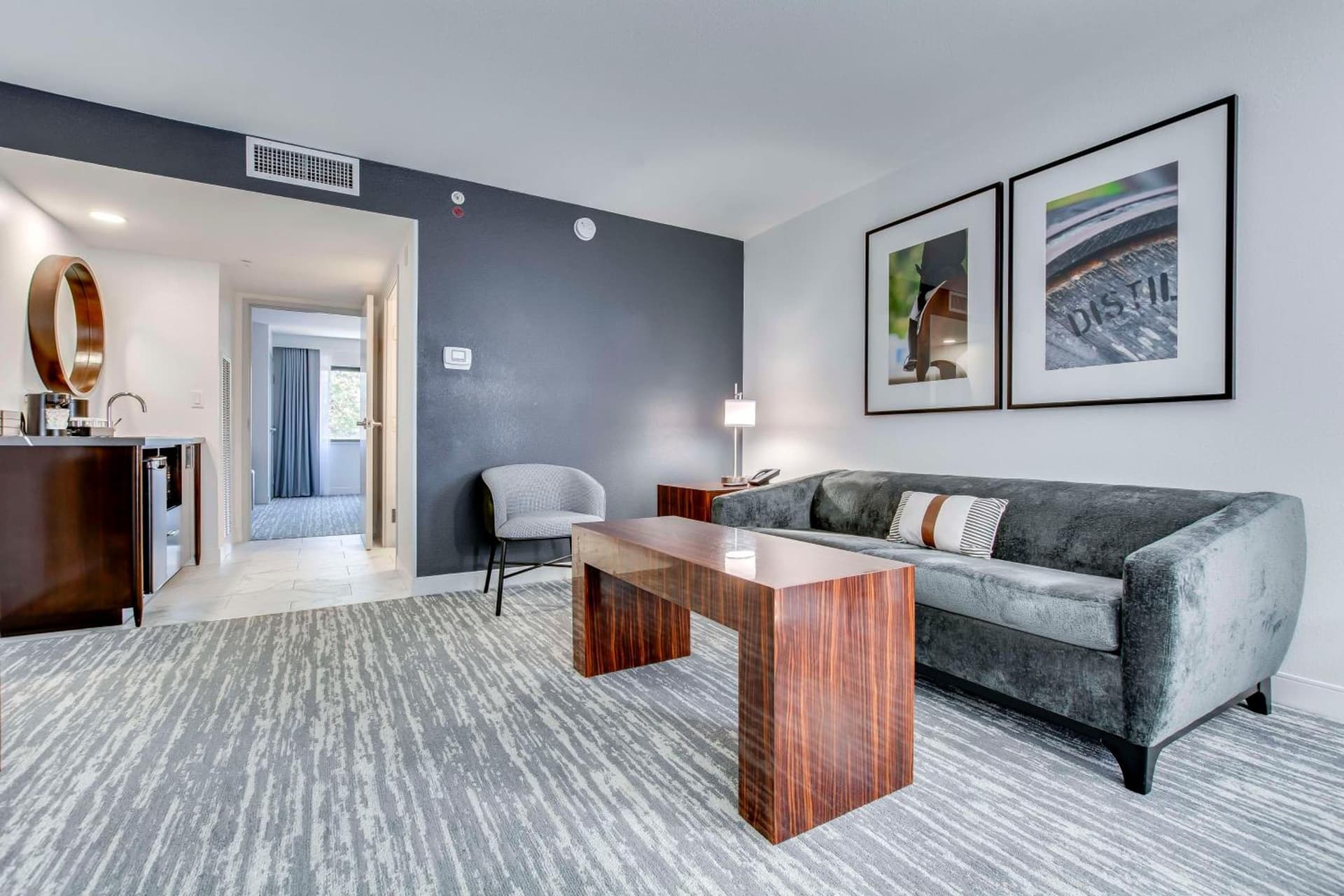 Embassy Suites by Hilton Louisville East gallery photo in Louisville, KY — image 38