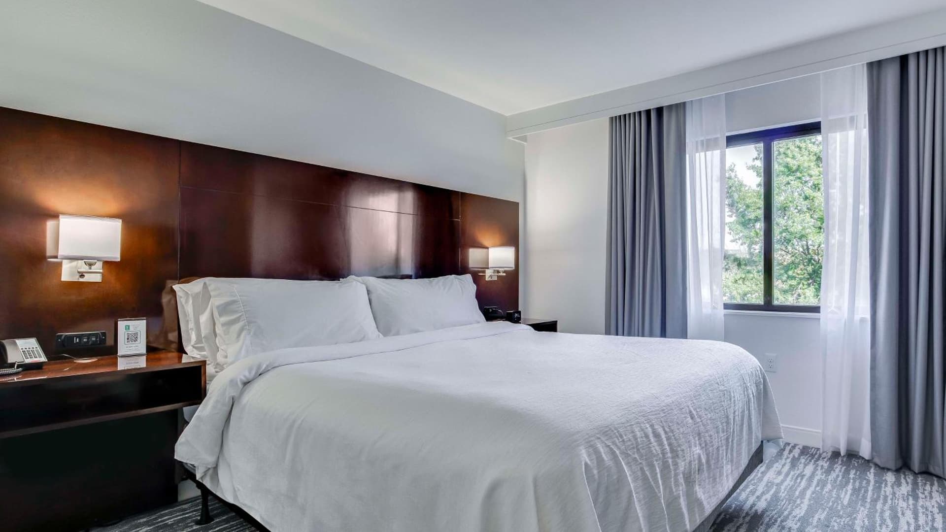Embassy Suites by Hilton Louisville East gallery photo in Louisville, KY — image 96