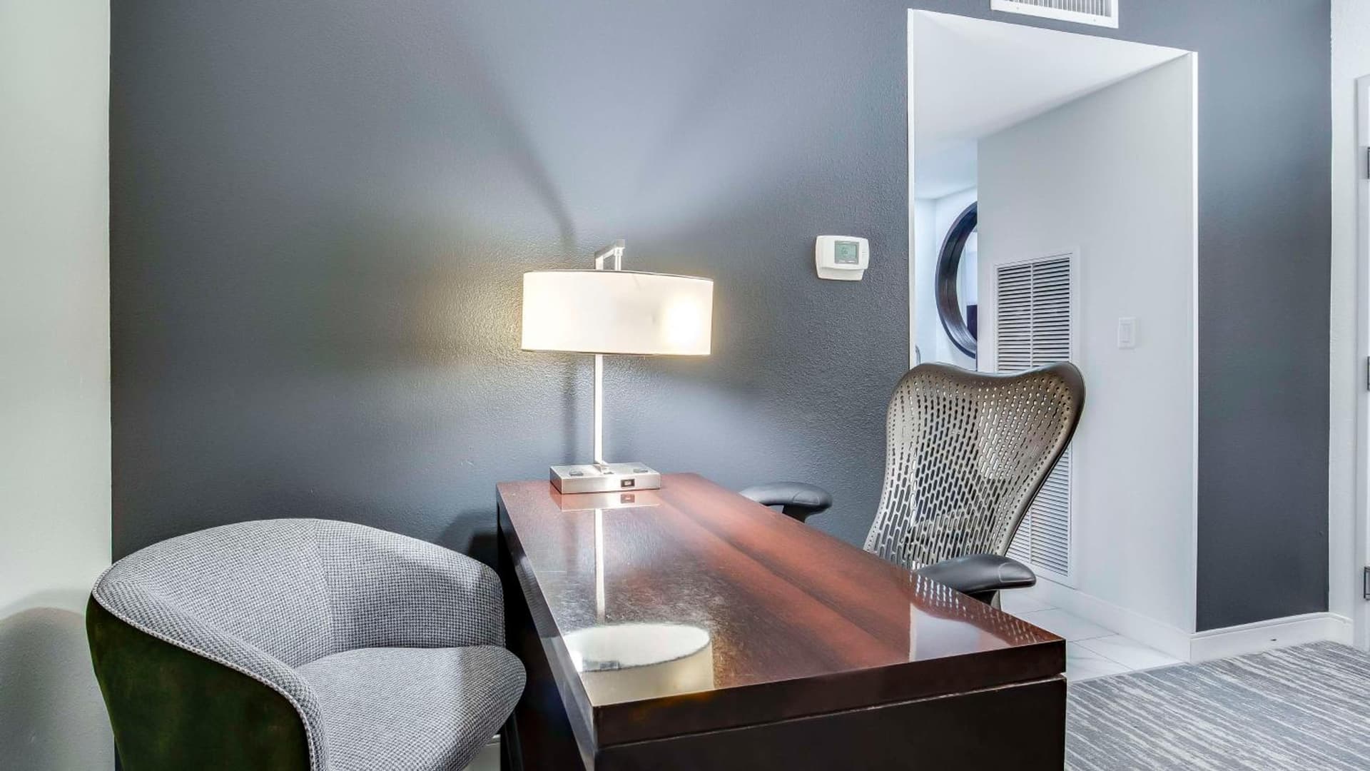 Embassy Suites by Hilton Louisville East gallery photo in Louisville, KY — image 7