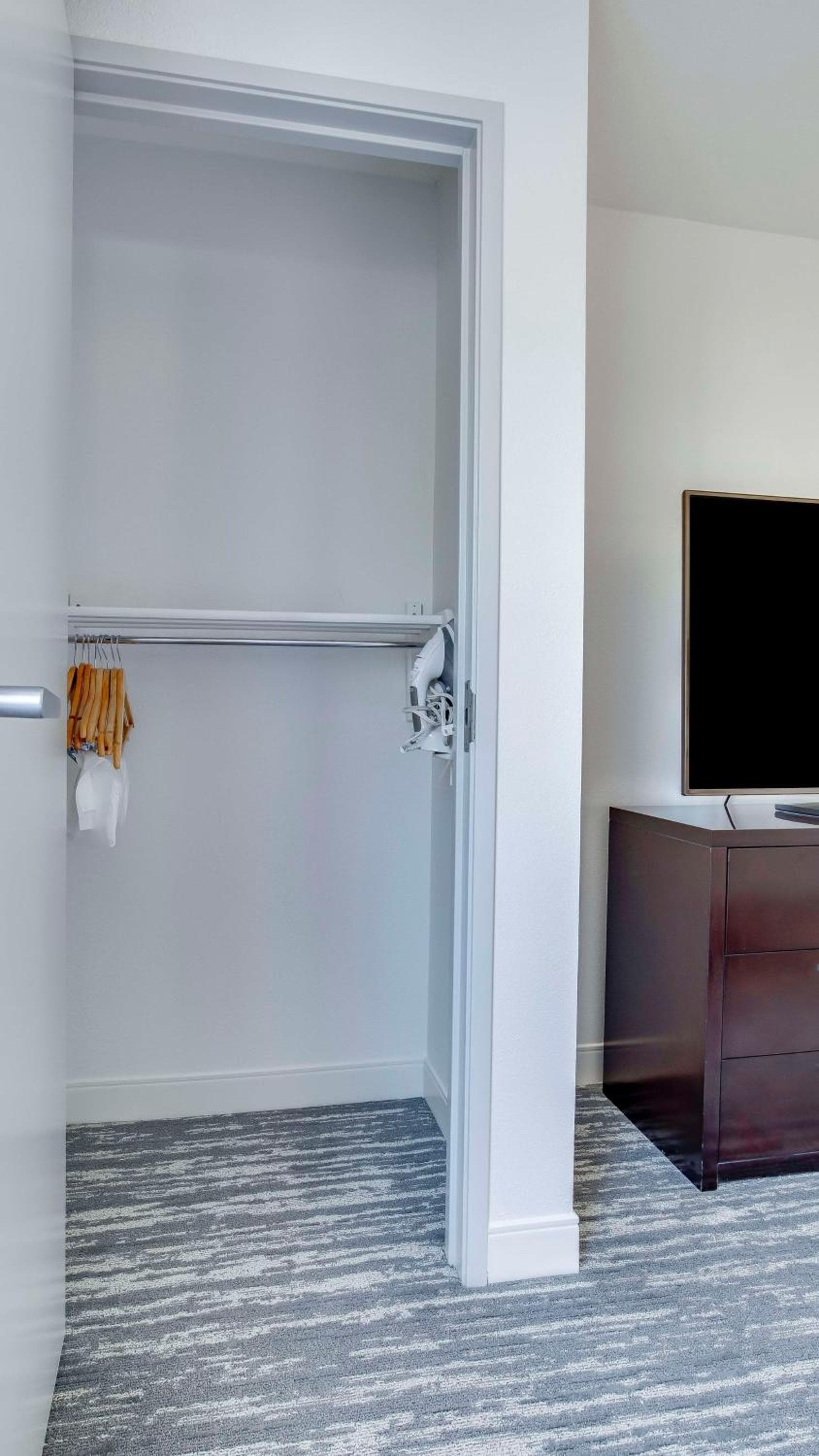 Embassy Suites by Hilton Louisville East gallery photo in Louisville, KY — image 106