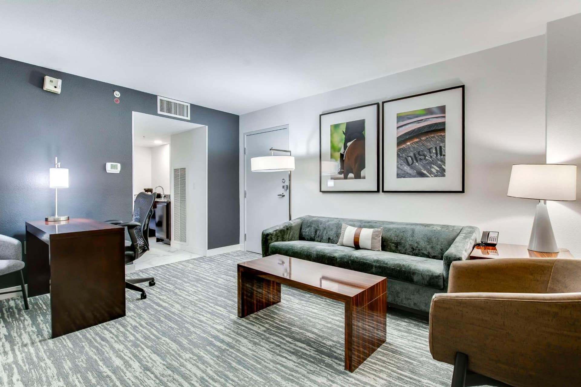 Embassy Suites by Hilton Louisville East gallery photo in Louisville, KY — image 15