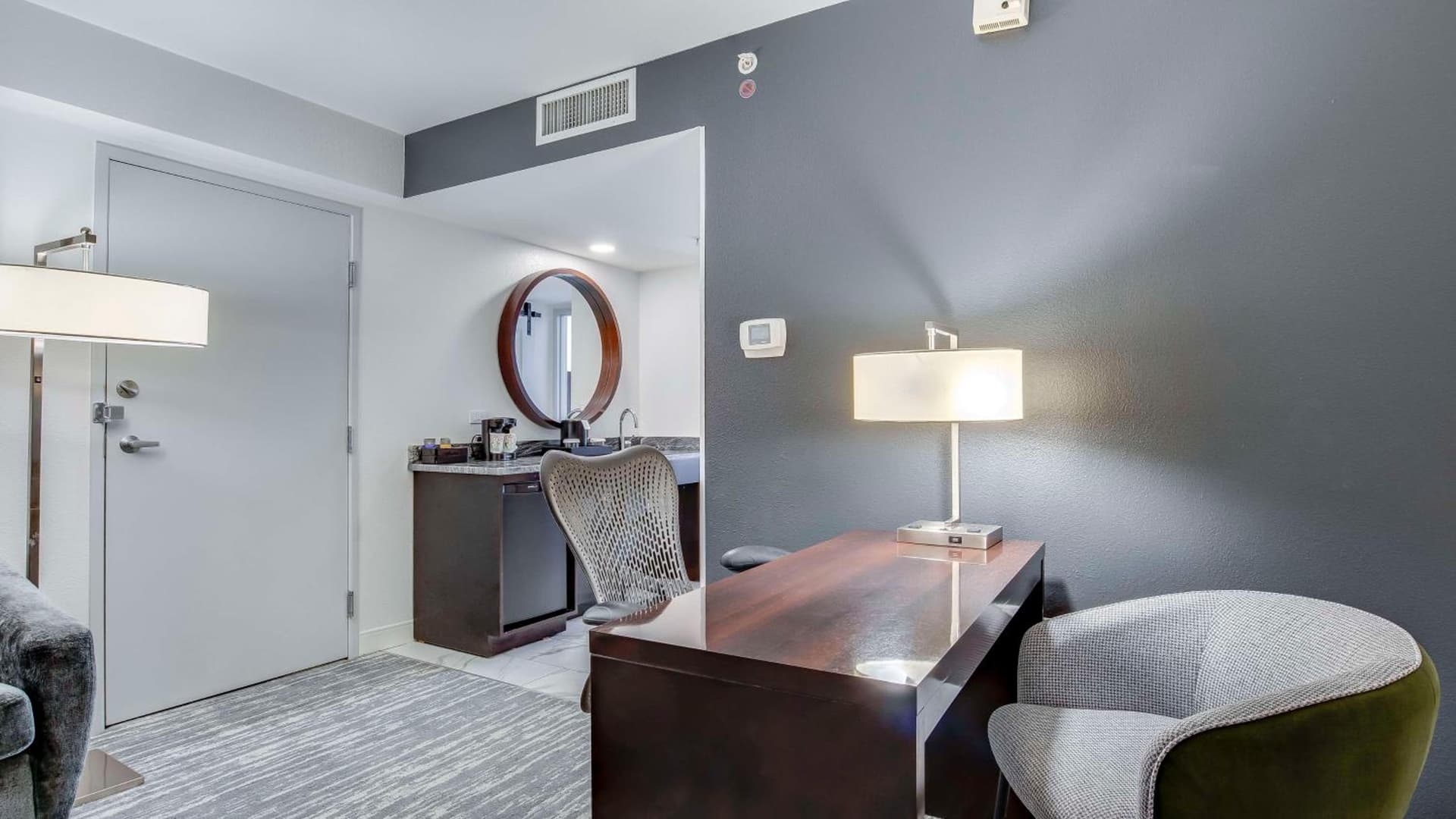 Embassy Suites by Hilton Louisville East gallery photo in Louisville, KY — image 61