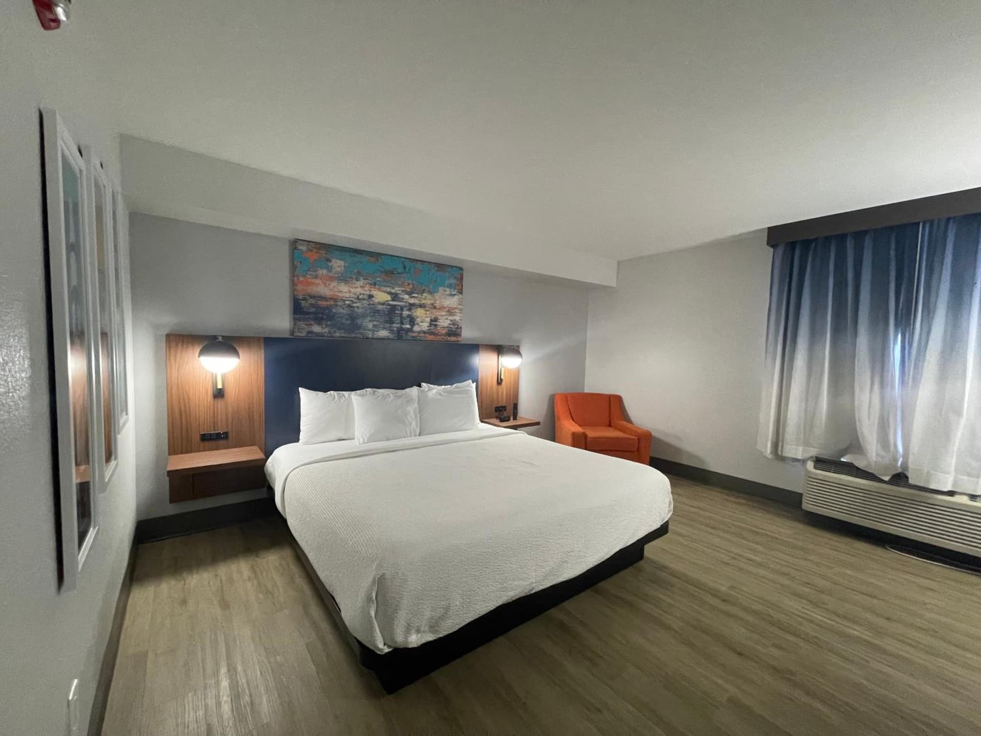La Quinta by Wyndham Birmingham Homewood gallery photo in Birmingham, AL — image 4