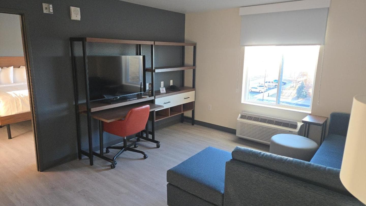 Everhome Suites Cheyenne interior in Cheyenne, WY — gallery photo 2