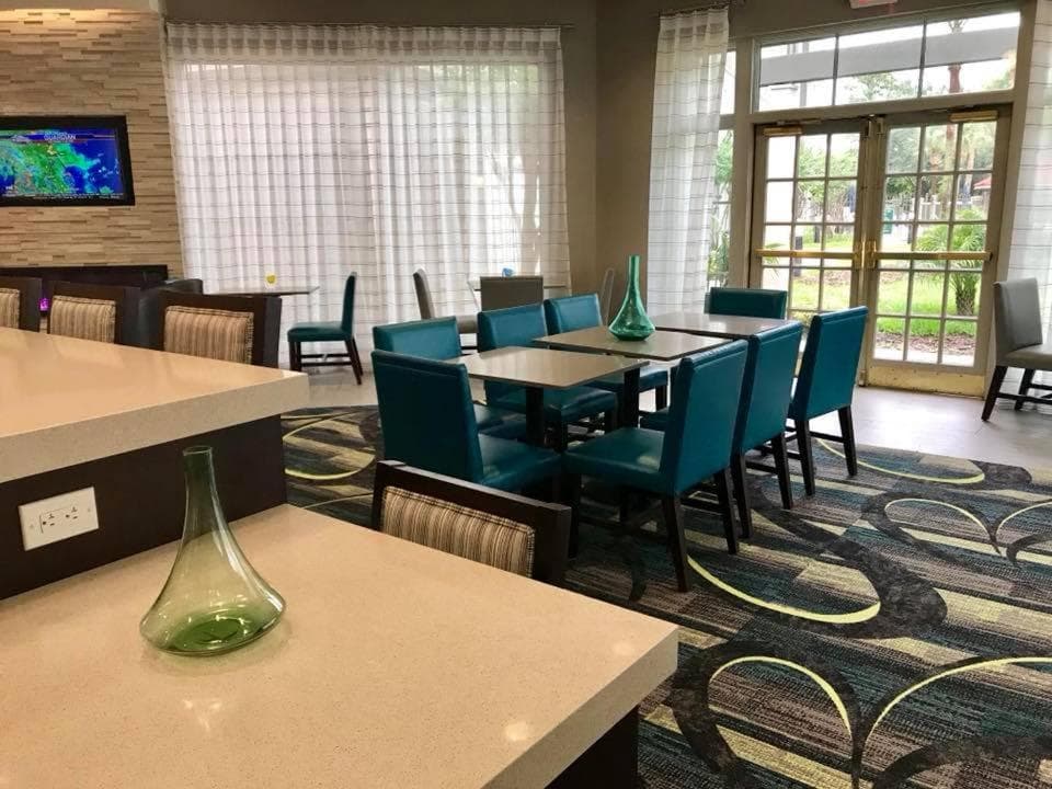 La Quinta by Wyndham Birmingham Homewood gallery photo in Birmingham, AL — image 27