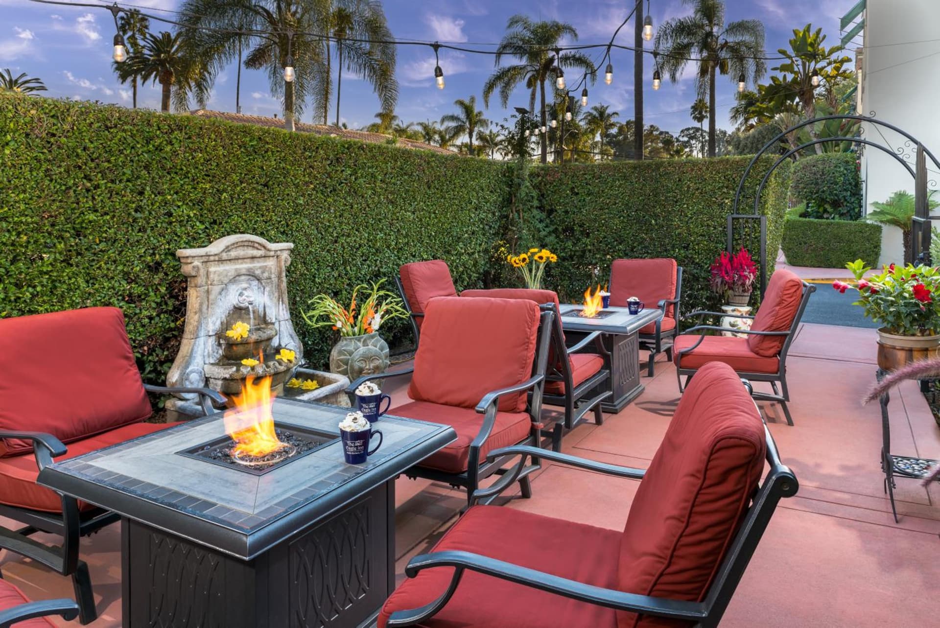 The Eagle Inn interior in Santa Barbara, CA — gallery photo 2