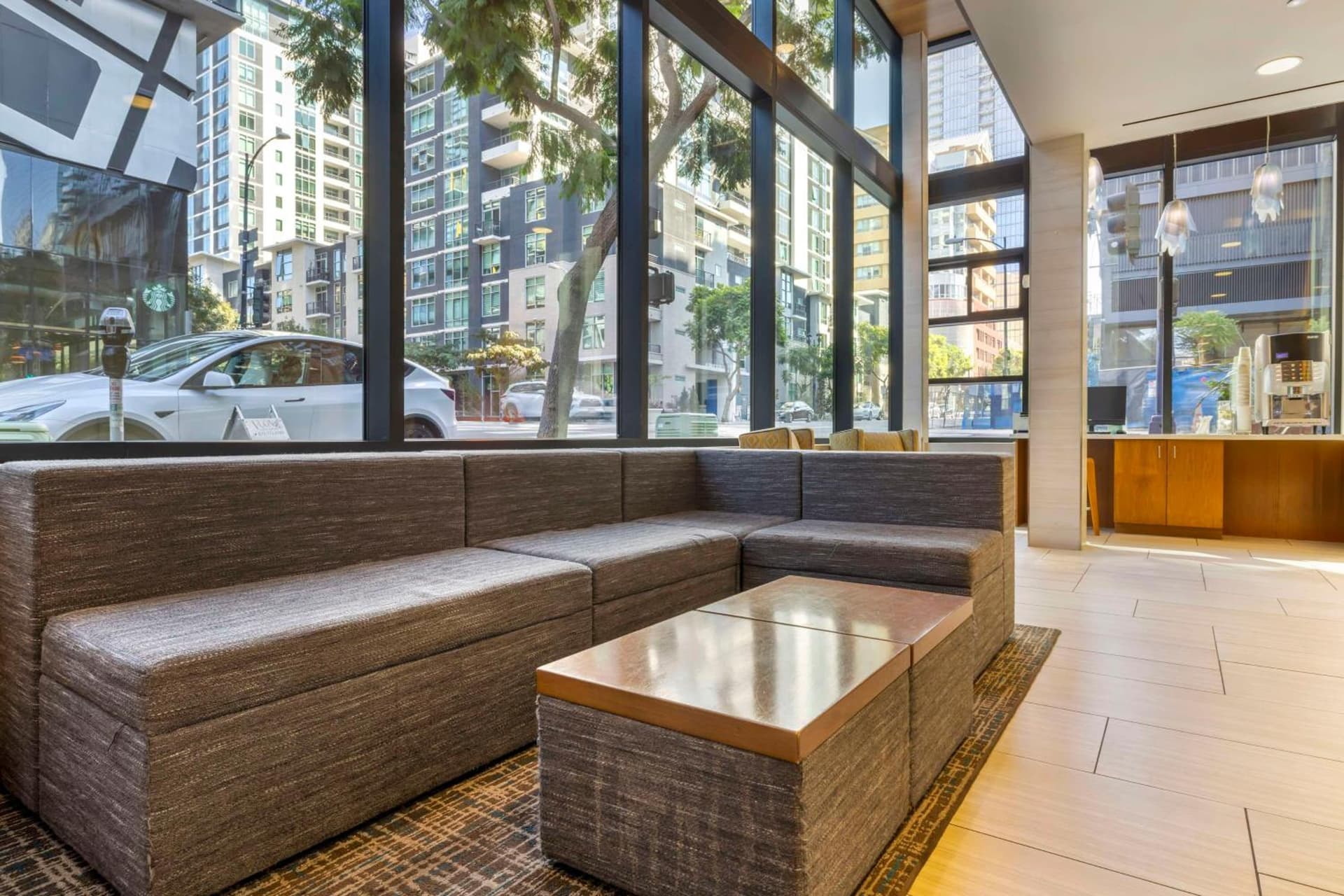 Best Western Plus Bayside Inn property views in San Diego, CA — gallery photo 3