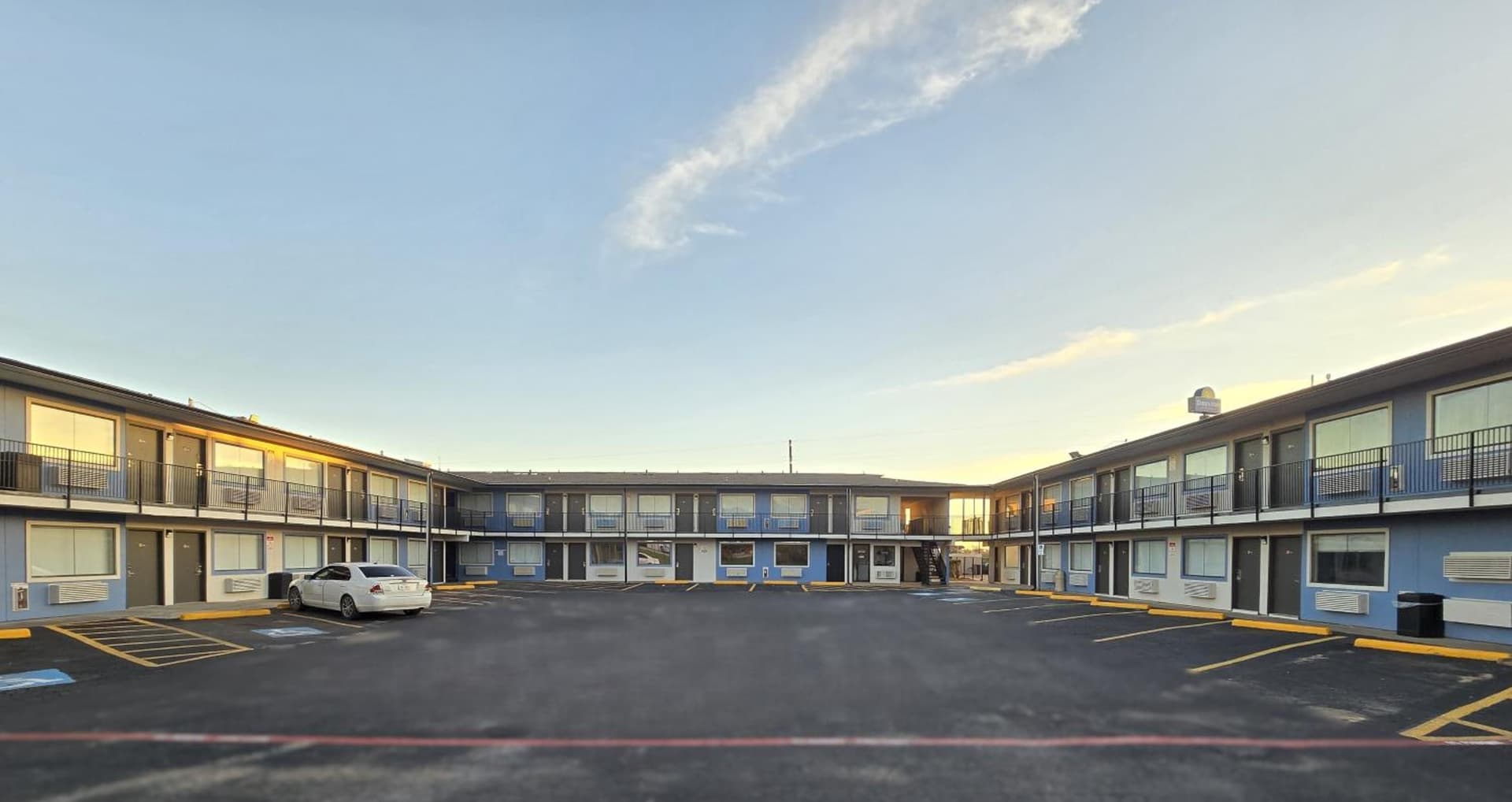 Days Inn by Wyndham Wichita Falls gallery photo in Wichita Falls, TX — image 19