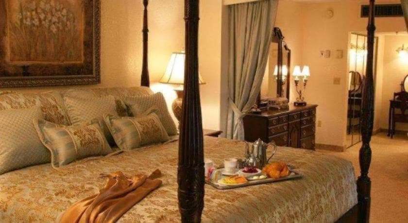 Magnuson Grand Conference Hotel gallery photo in Winter Haven, FL — image 10
