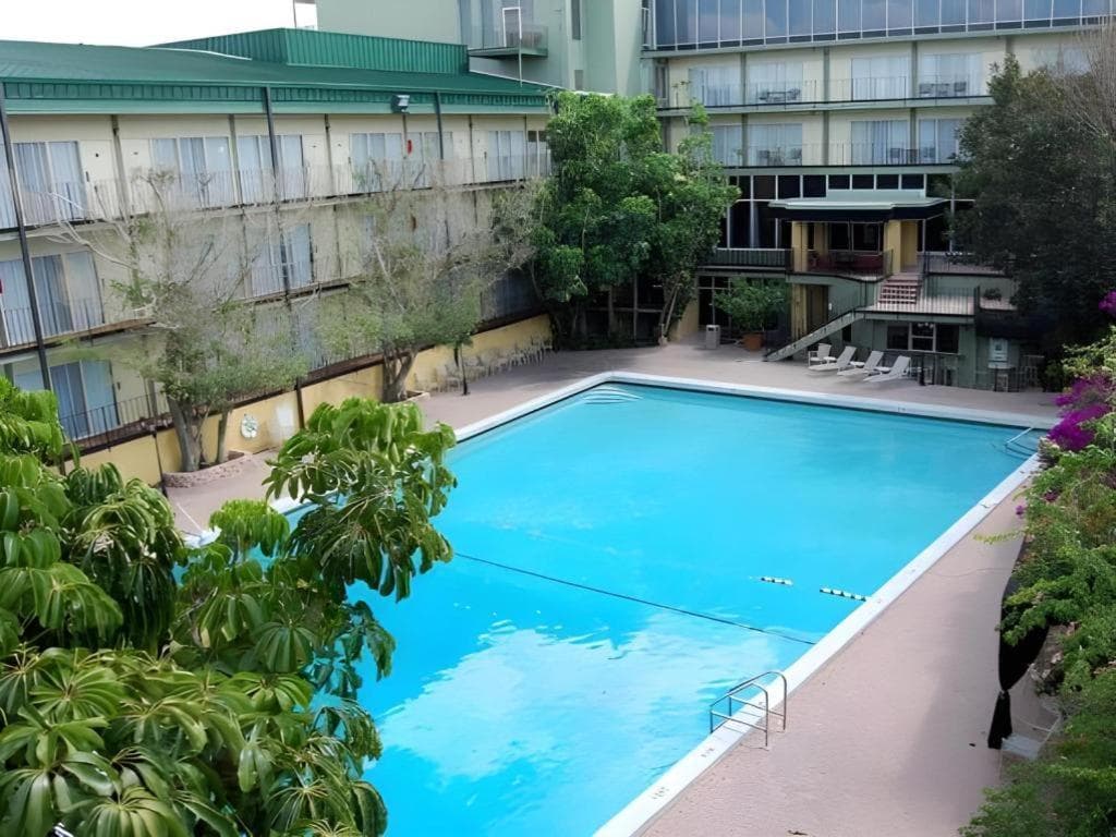 Magnuson Grand Conference Hotel gallery photo in Winter Haven, FL — image 15