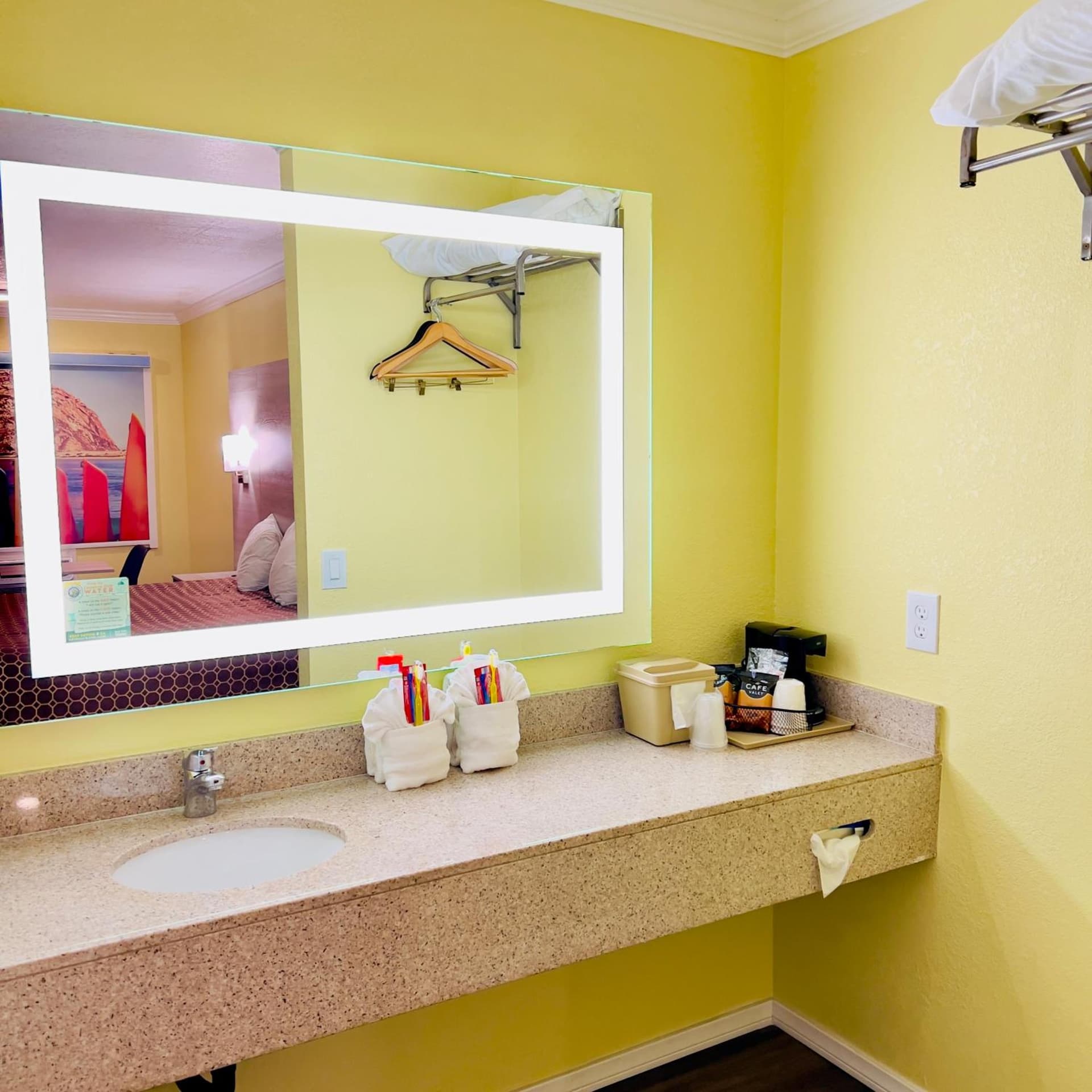 Morro Bay Beach Inn - Morro Bay gallery photo in Morro Bay, CA — image 14