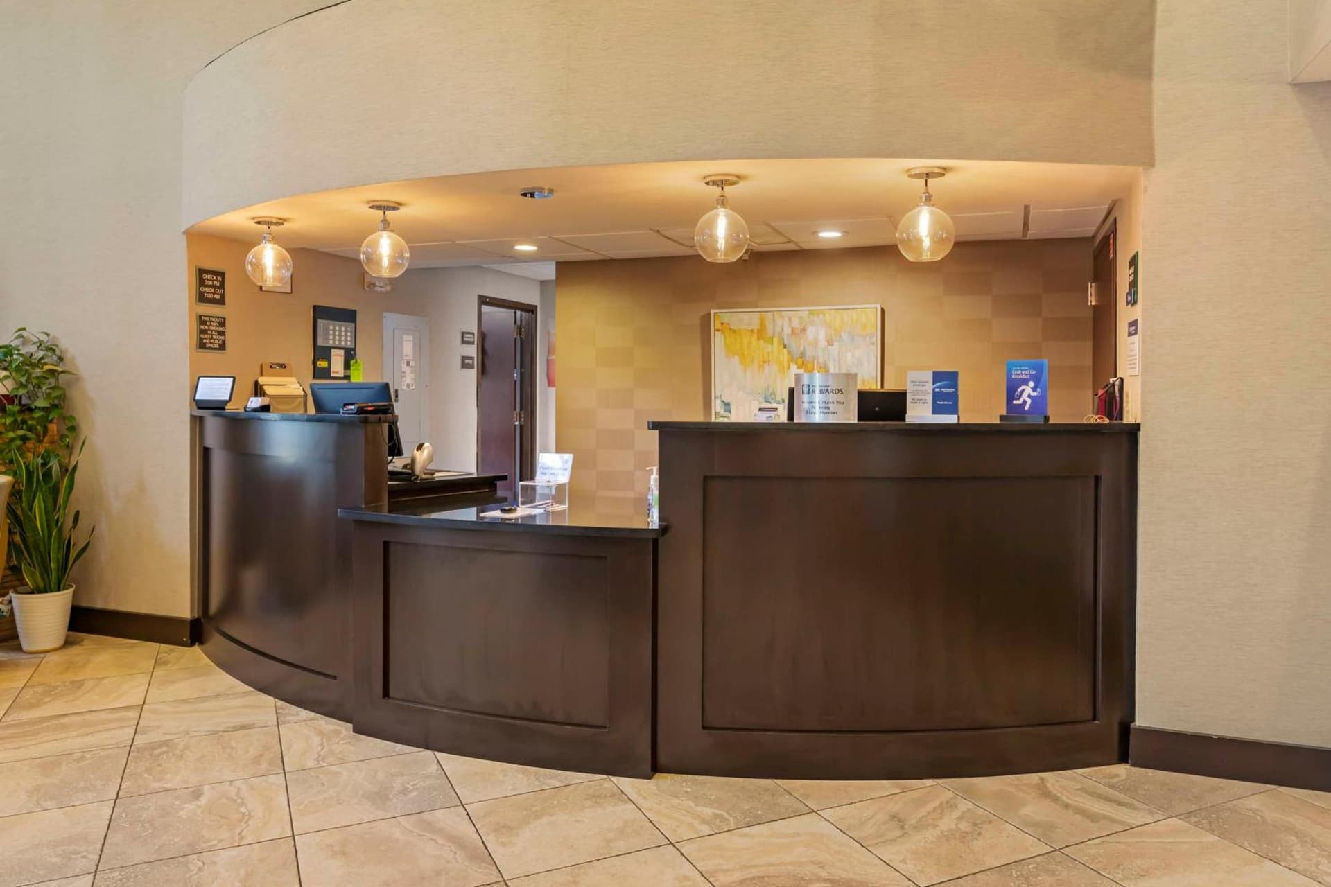 Best Western New Albany interior in New Albany, MS — gallery photo 2