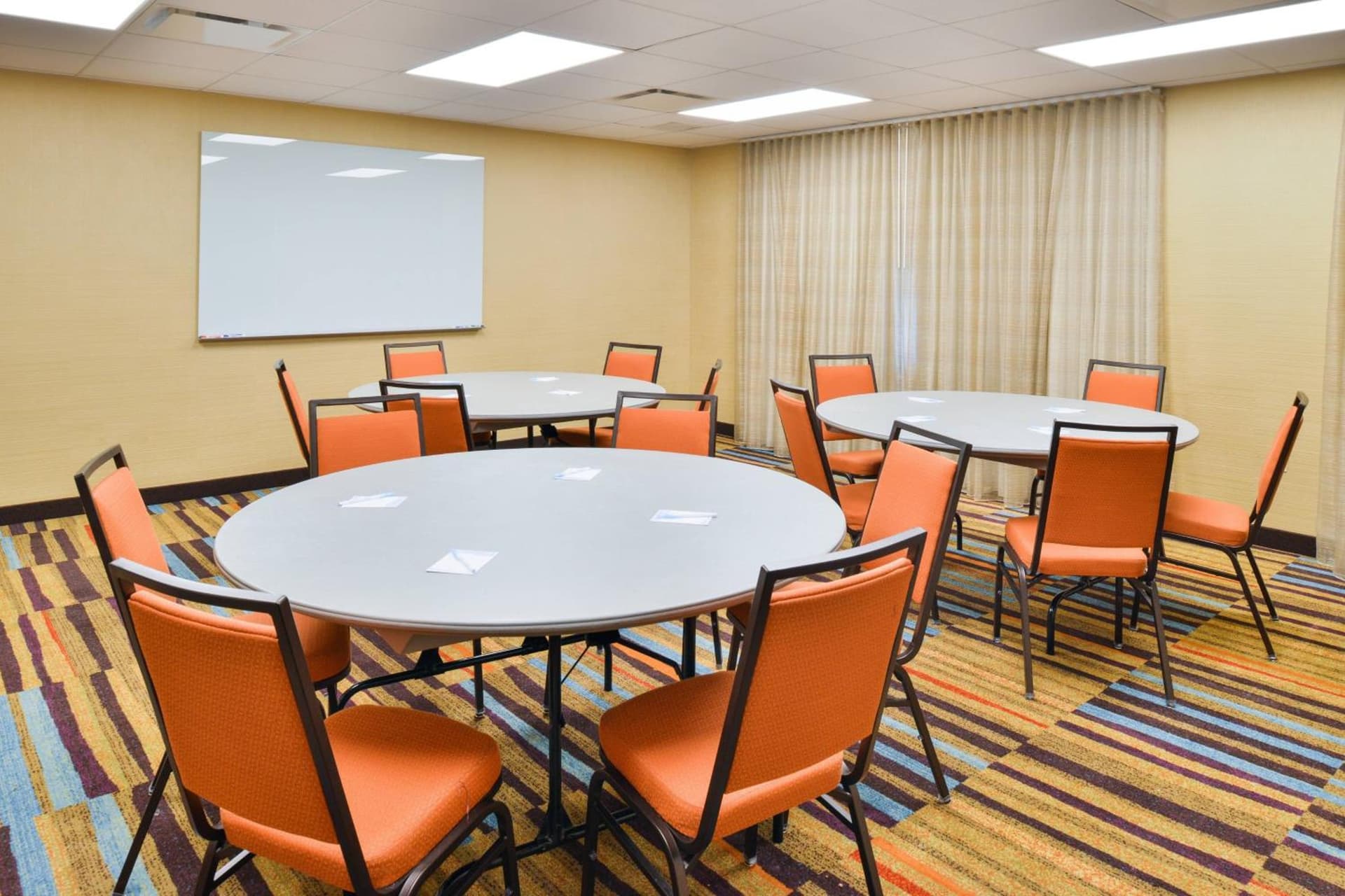 Fairfield Inn and Suites by Marriott Rochester West/Greece gallery photo in Rochester, NY — image 41