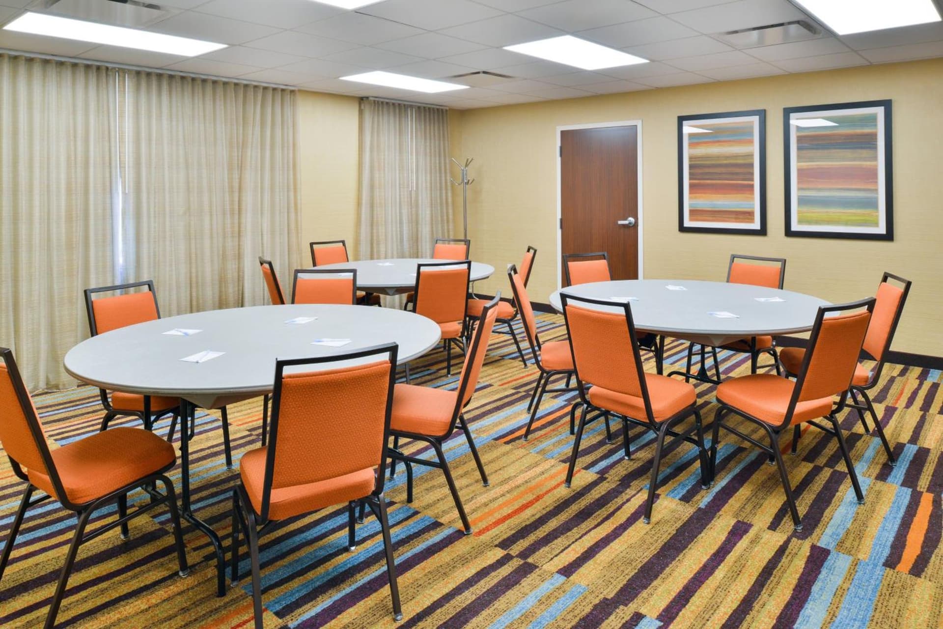 Fairfield Inn and Suites by Marriott Rochester West/Greece gallery photo in Rochester, NY — image 35