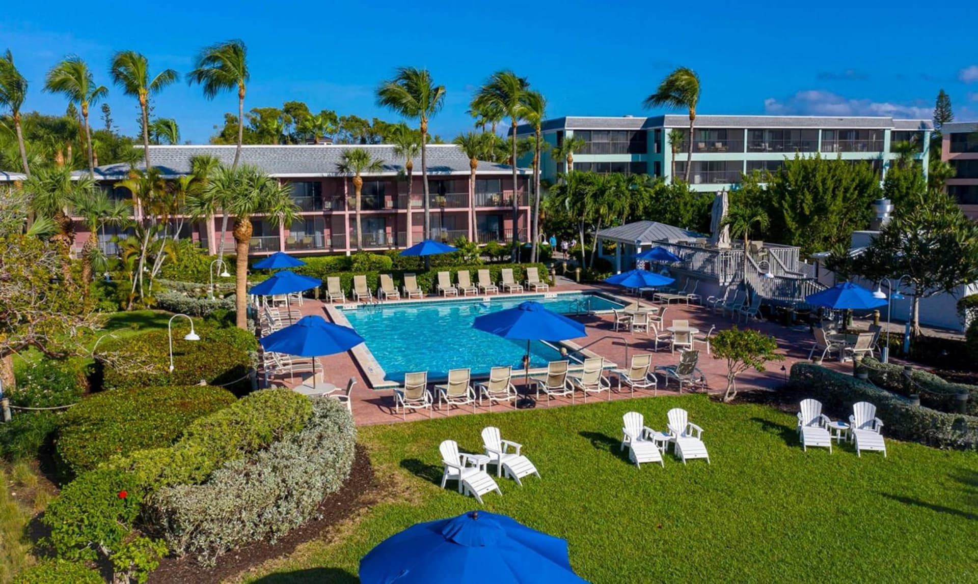 Sanibel Inn interior in Sanibel, FL — gallery photo 2