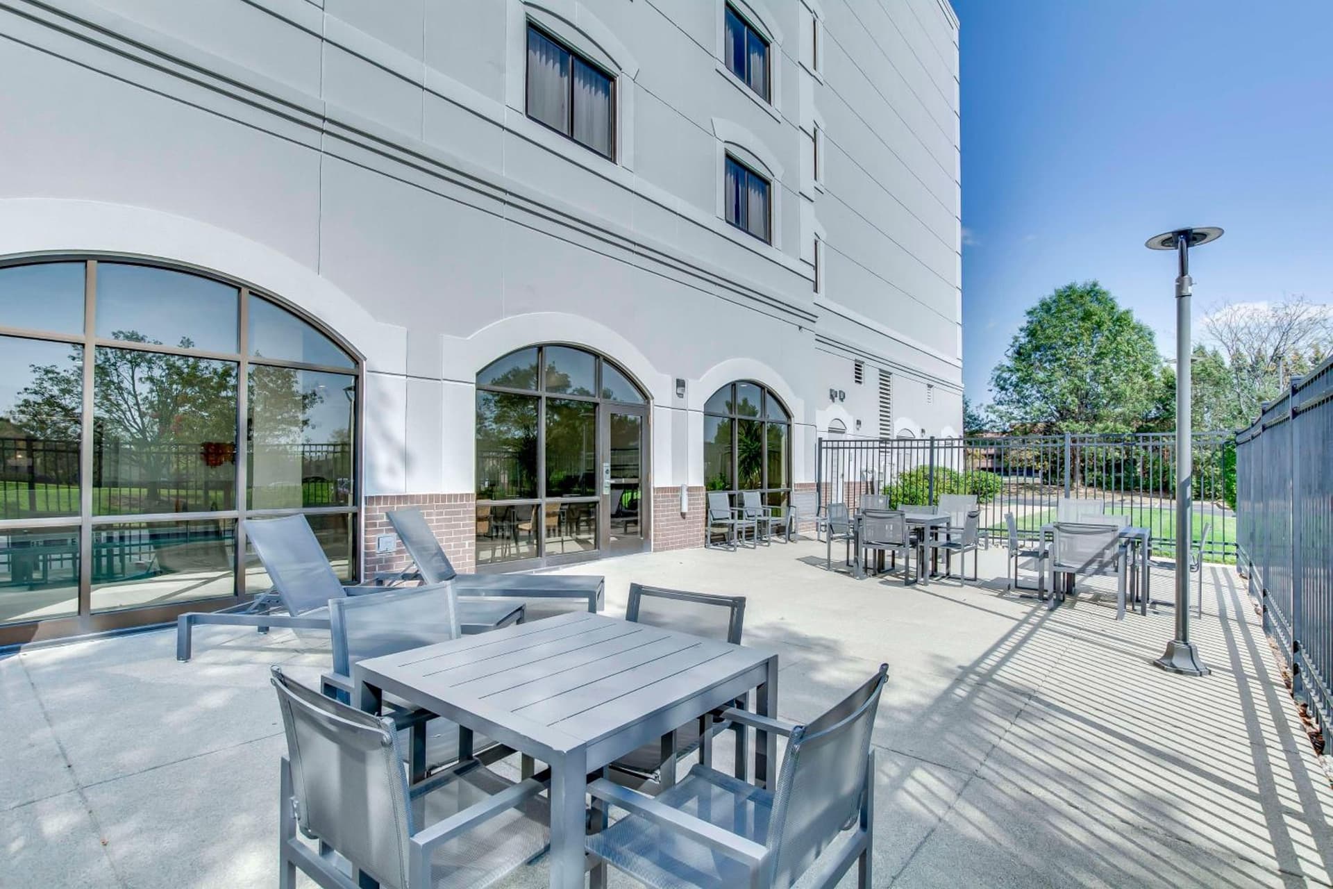 Embassy Suites by Hilton Louisville East gallery photo in Louisville, KY — image 16