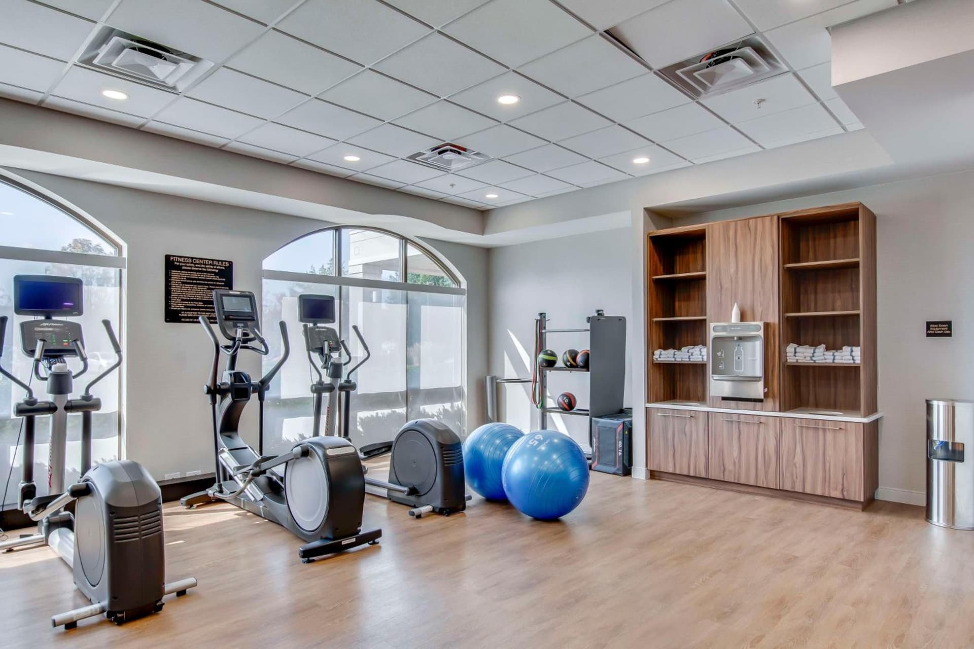 Embassy Suites by Hilton Louisville East gallery photo in Louisville, KY — image 89