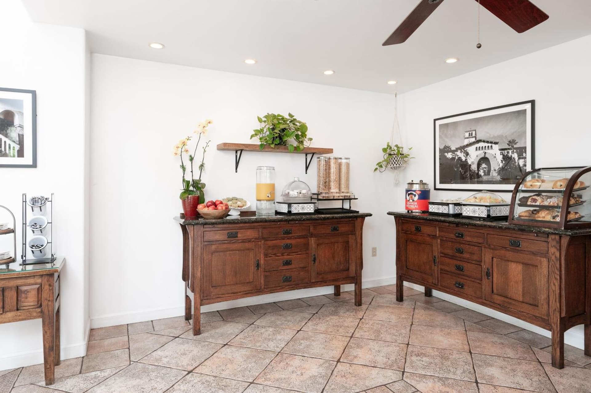 Brisas Del Mar Inn at the Beach gallery photo in Santa Barbara, CA — image 4