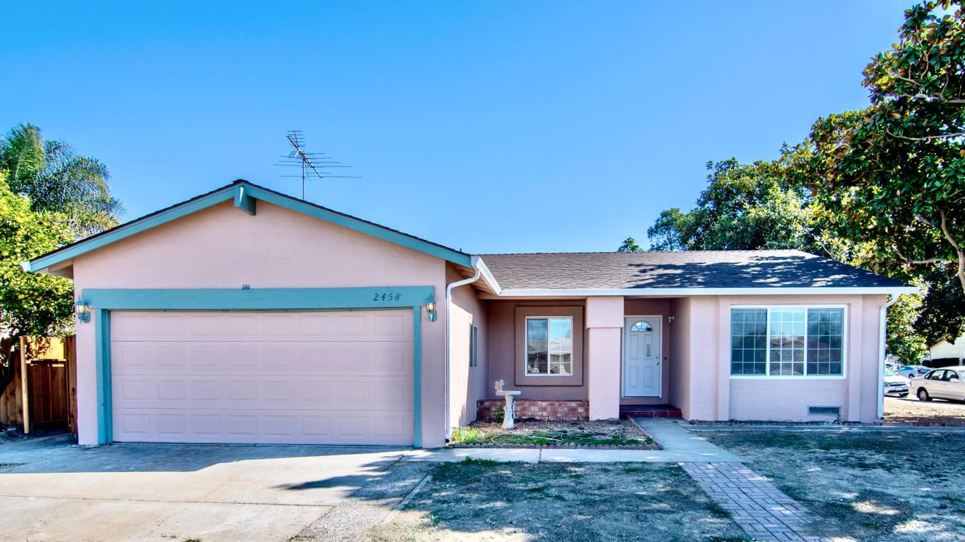 Shared Room 1 interior in Union City, CA — gallery photo 2