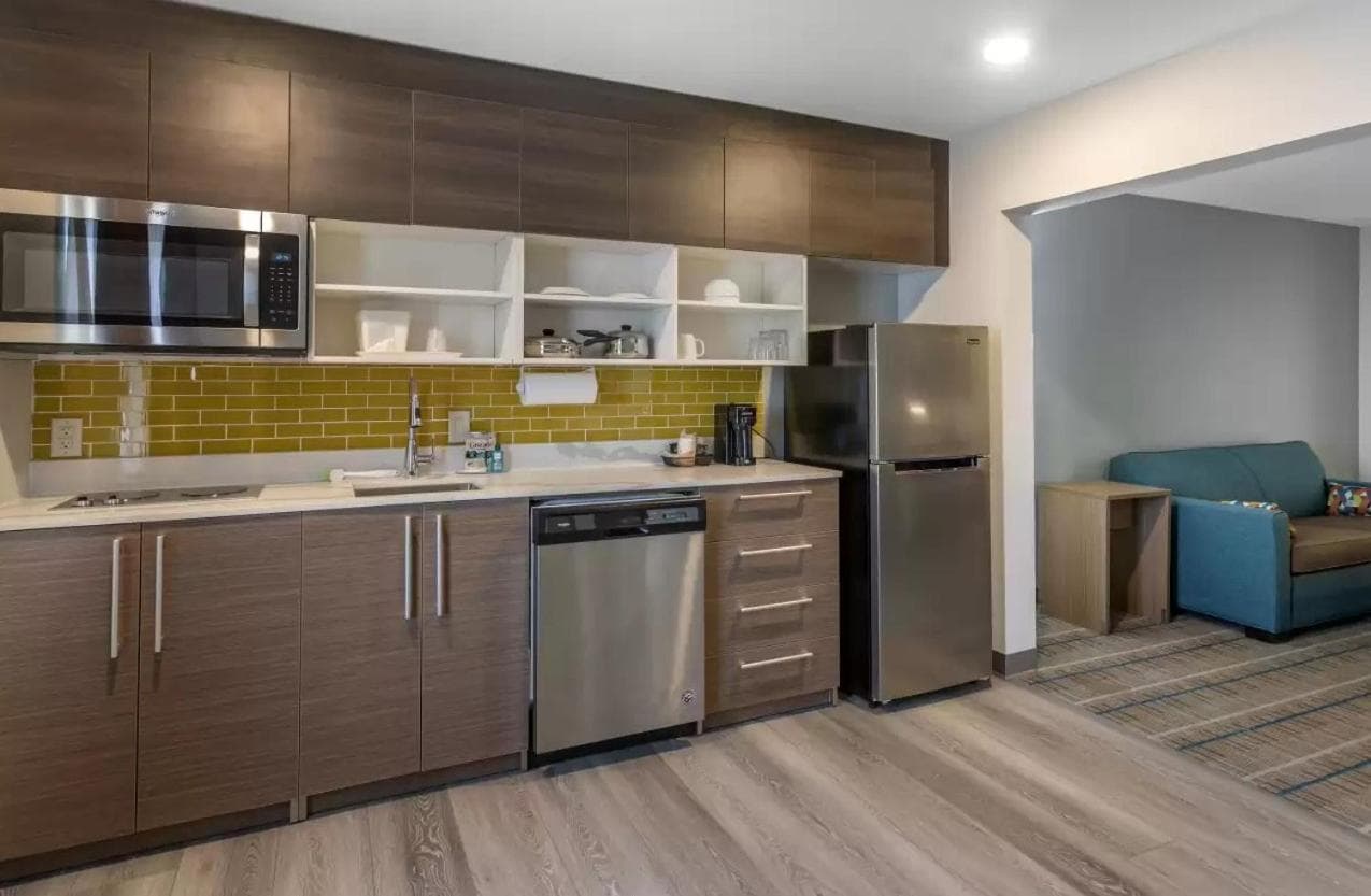 MainStay Suites Lebanon - Nashville Area interior in Lebanon, TN — gallery photo 2