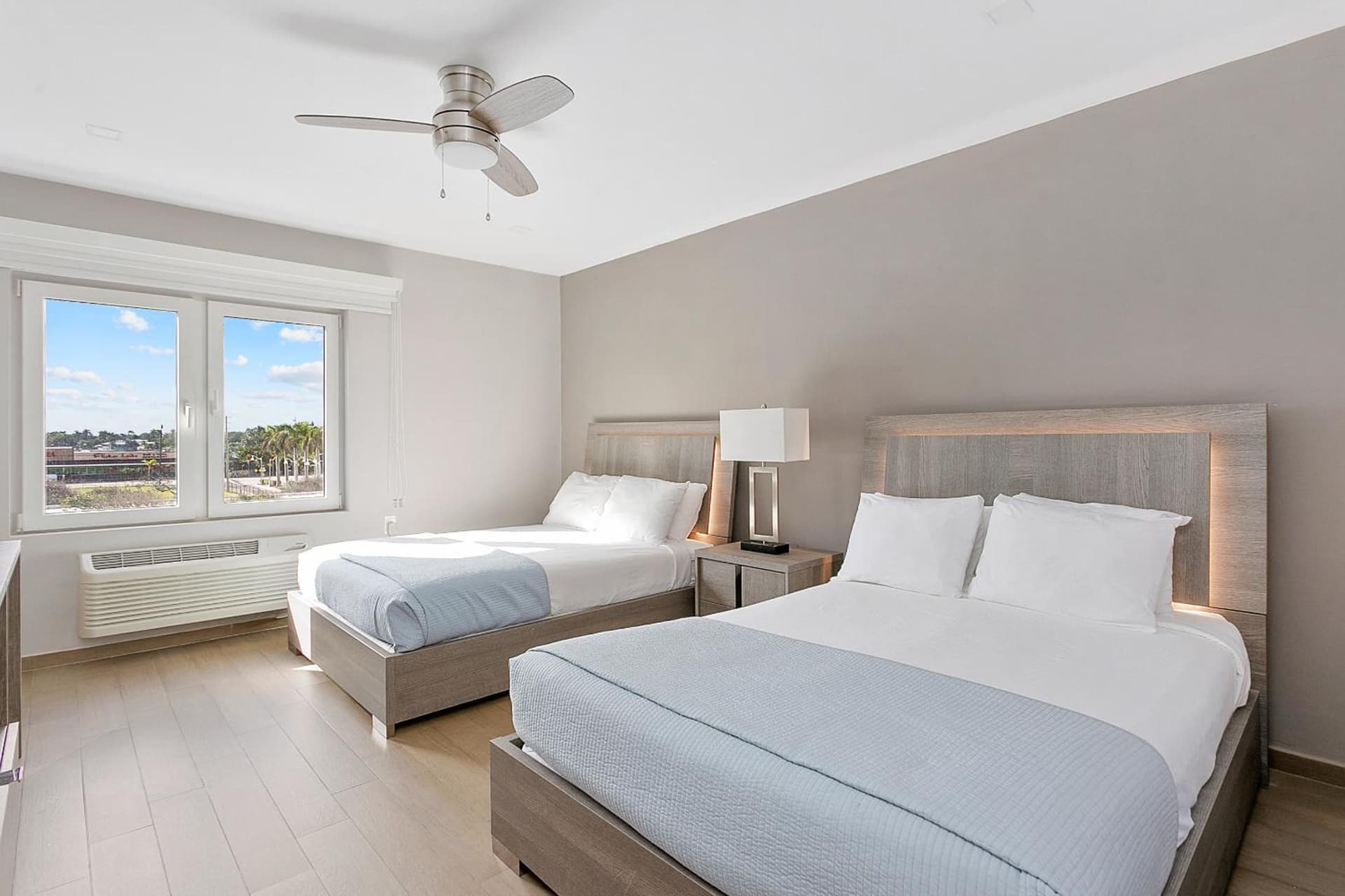 Hotel Sheldon gallery photo in Hollywood, FL — image 16