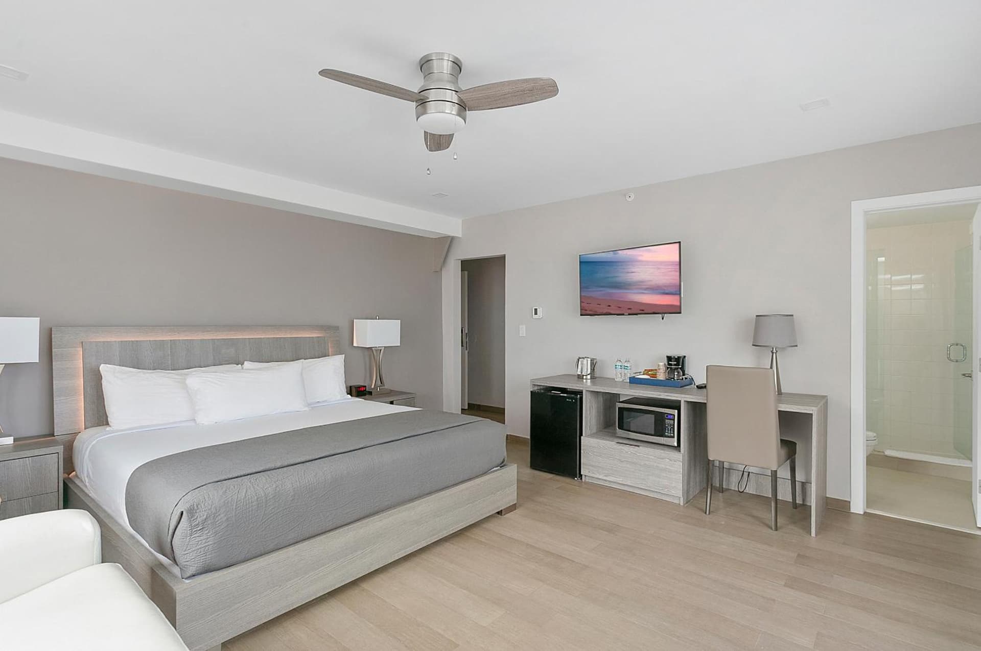 Hotel Sheldon gallery photo in Hollywood, FL — image 41