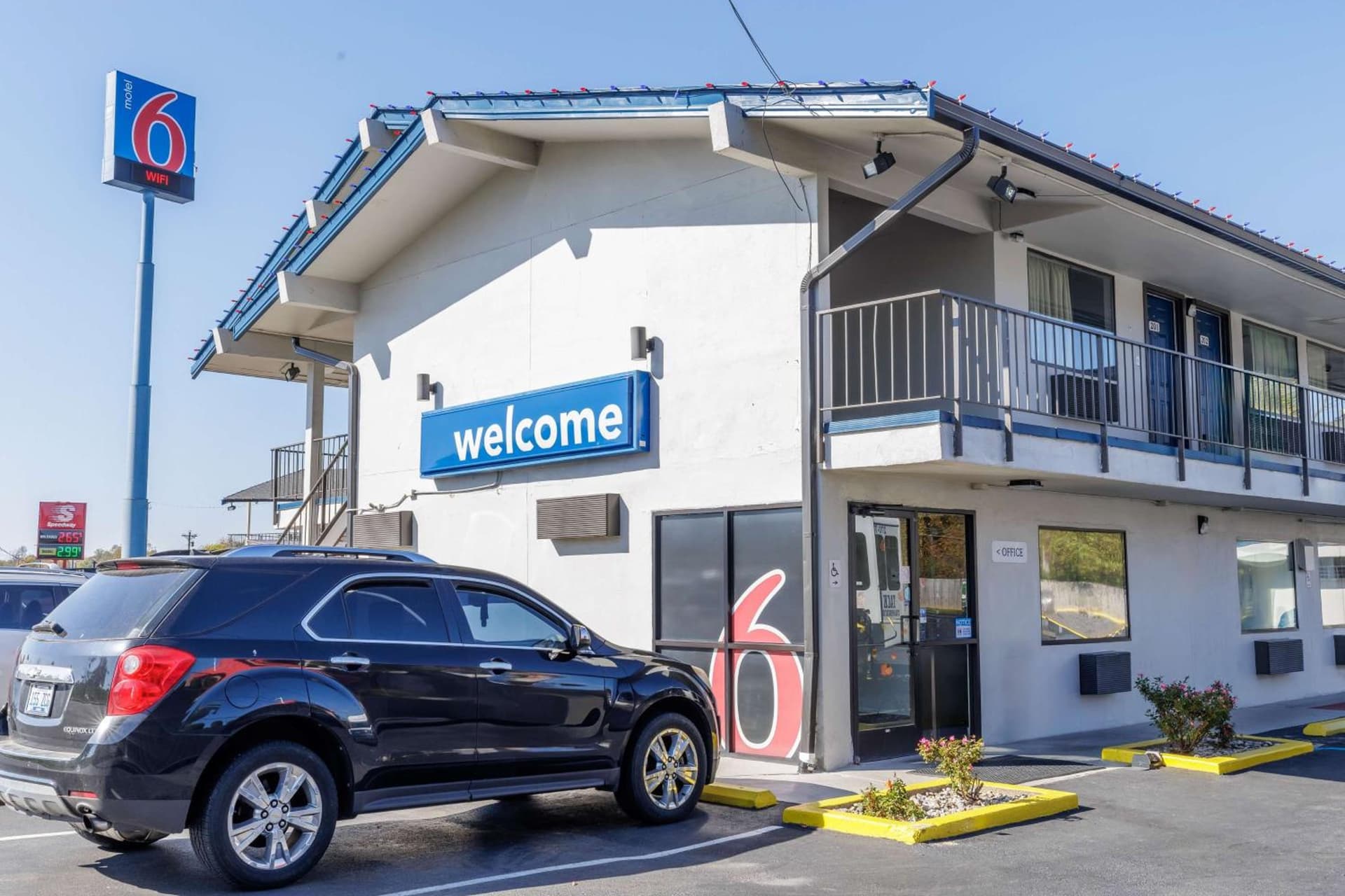 Motel 6 Elizabethtown property views in Elizabethtown, KY — gallery photo 3