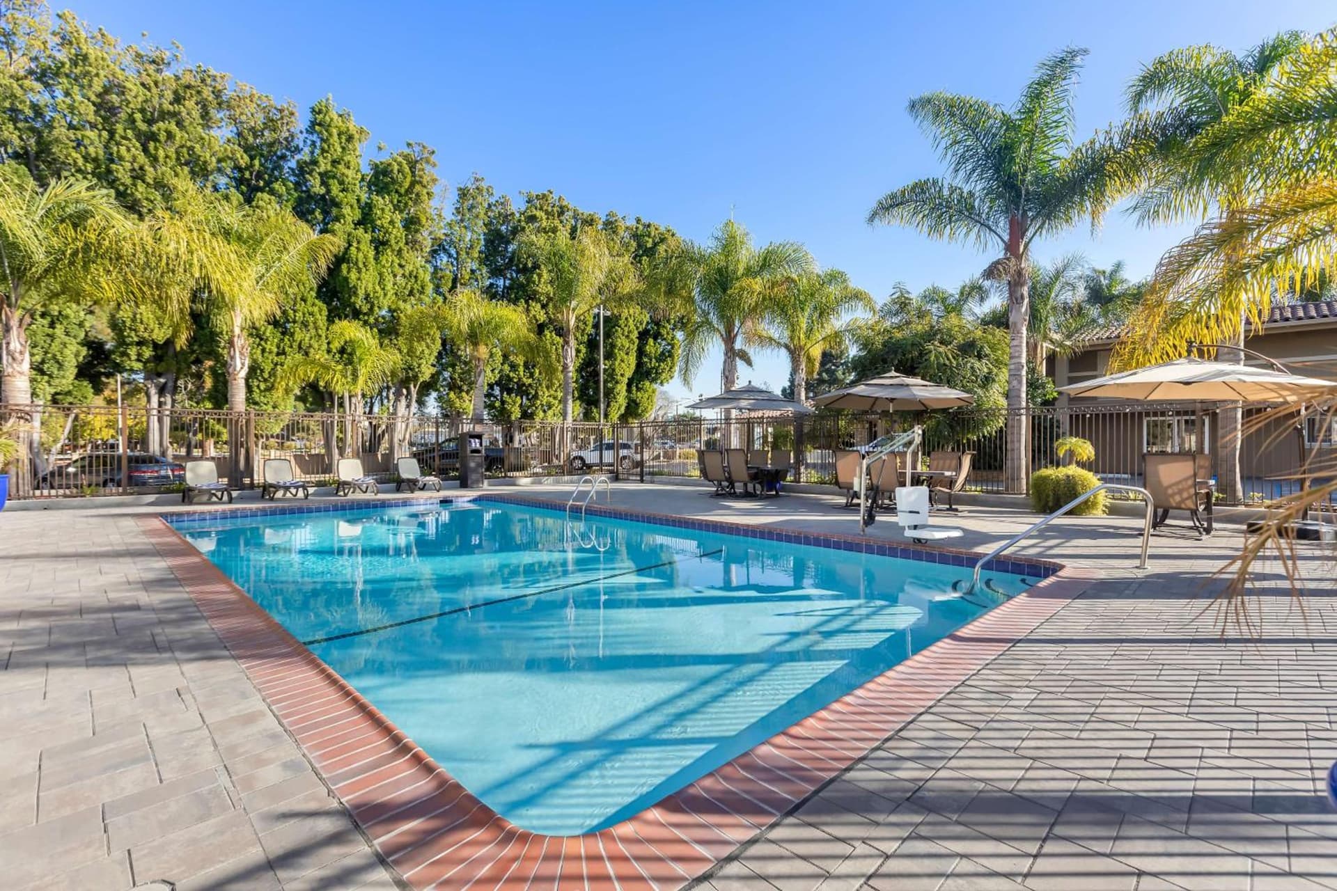Best Western University Inn Santa Clara property views in Santa Clara, CA — gallery photo 3