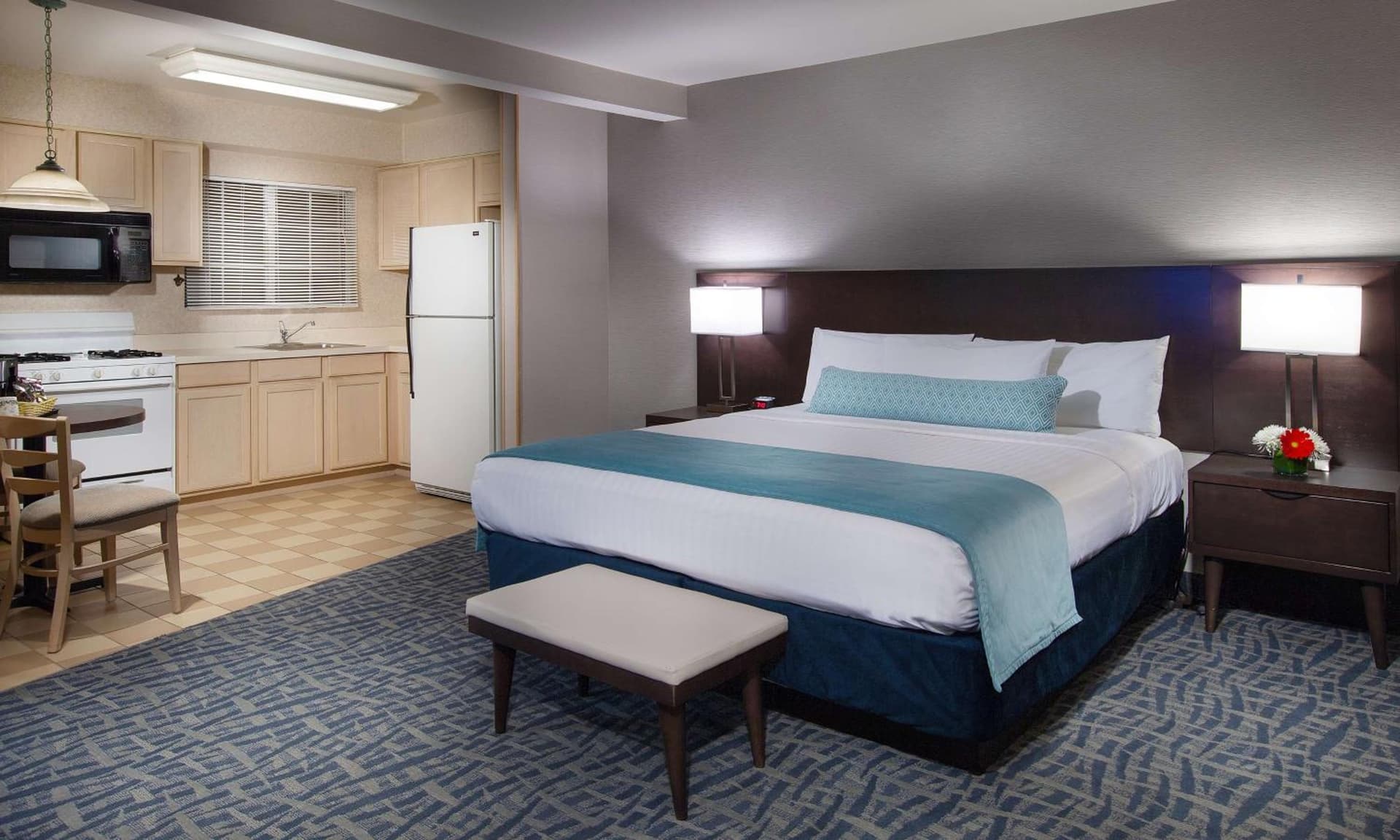 Safari Inn Burbank-Universal, a Coast Hotel gallery photo in Burbank, CA — image 25