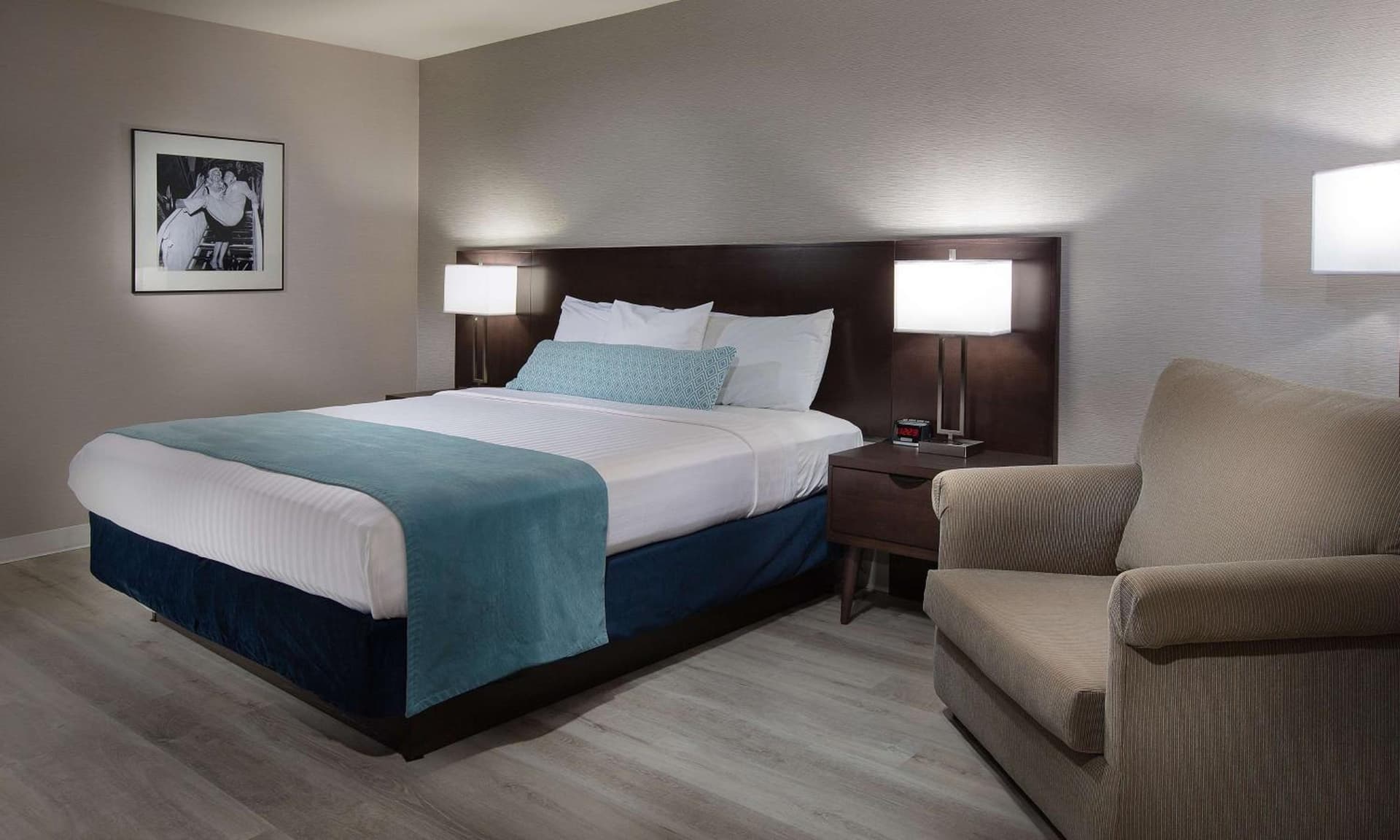 Safari Inn Burbank-Universal, a Coast Hotel gallery photo in Burbank, CA — image 43